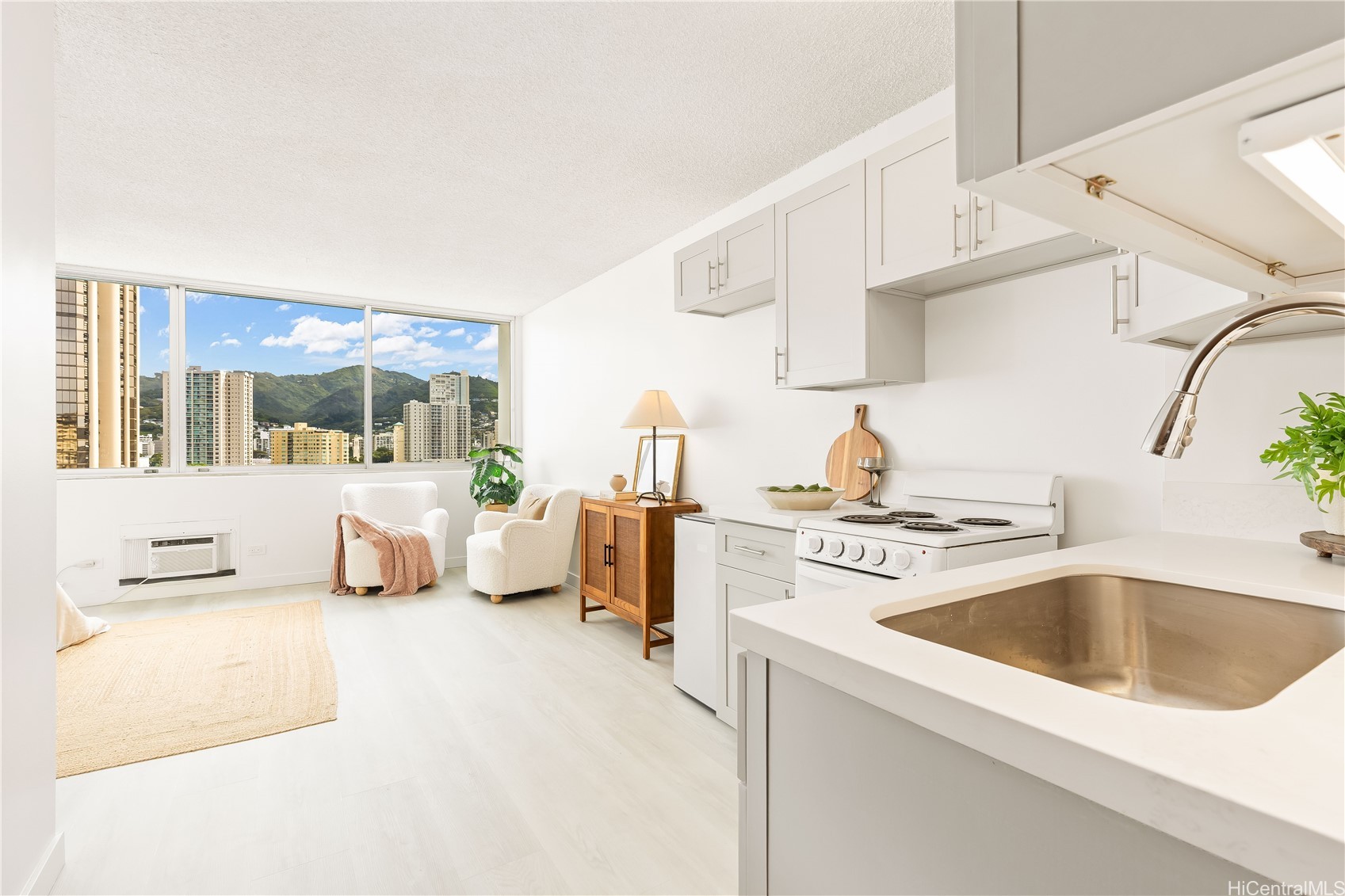 1560 Kanunu Street 1401