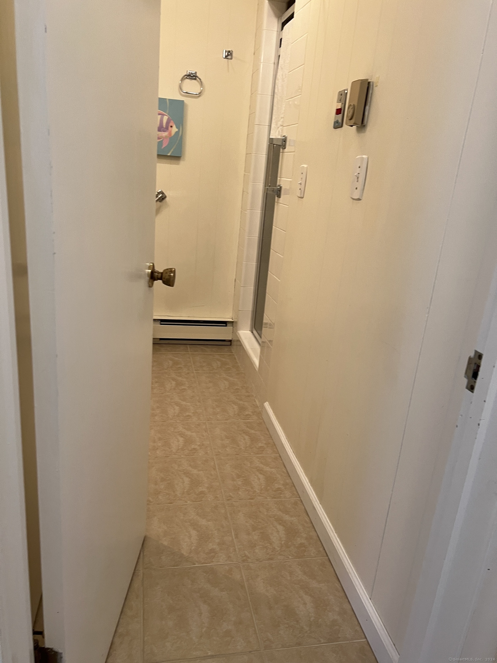 5 Clearwater Road