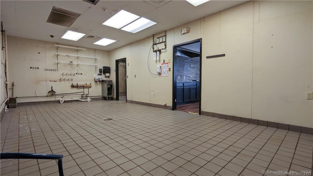 744 Boston Post Road