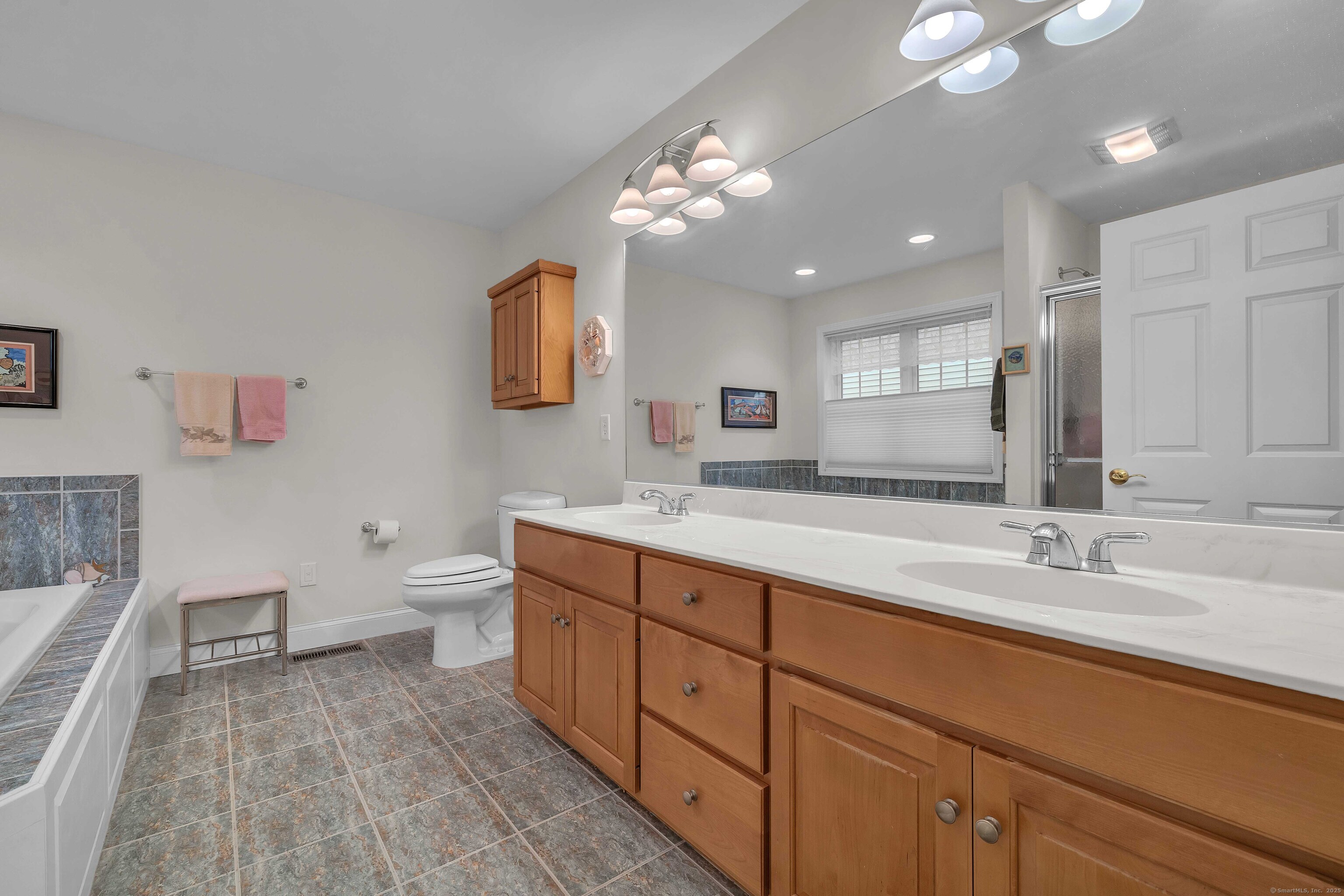 16 Spinnaker Drive 16