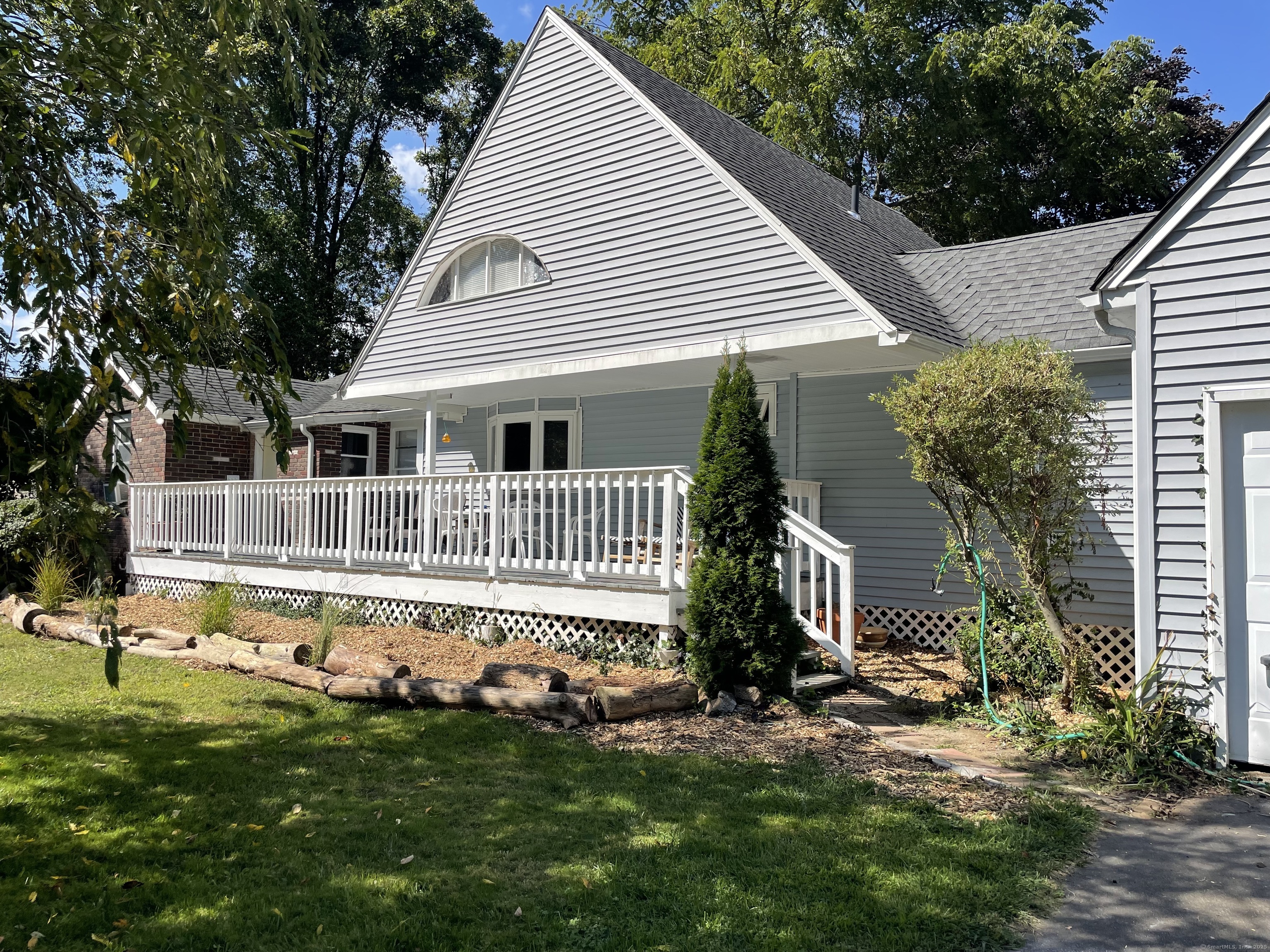 125 Old Sachems Head Road