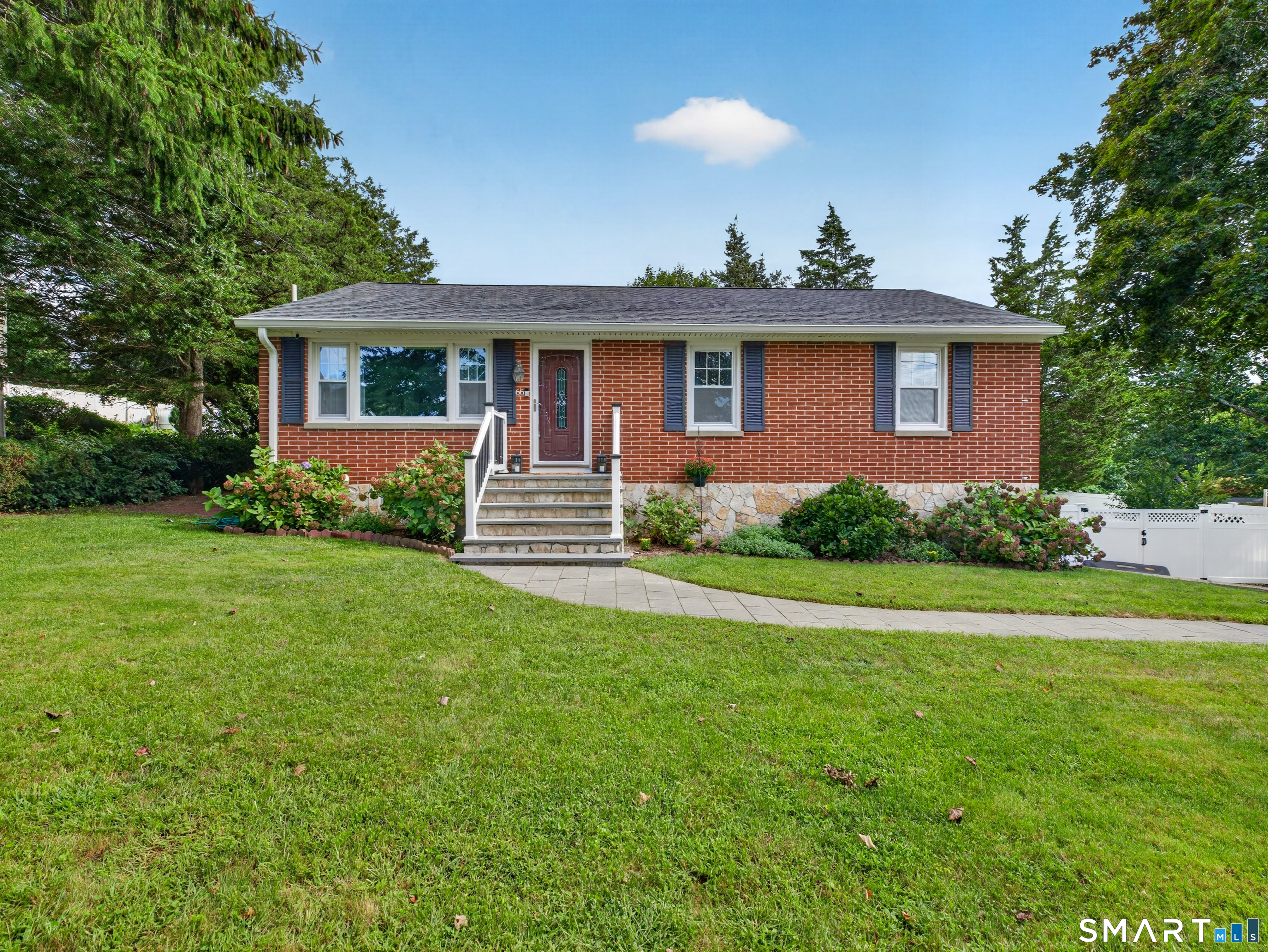 66 Newport Avenue