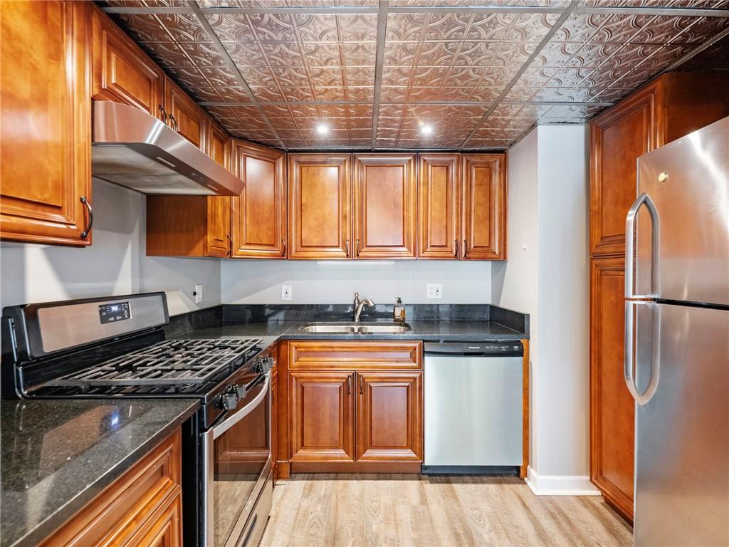 1505 PLANTERS RIDGE Lane