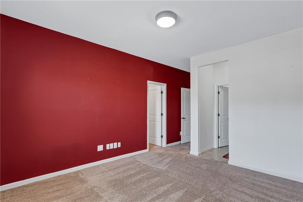 385 Hinton Chase Parkway