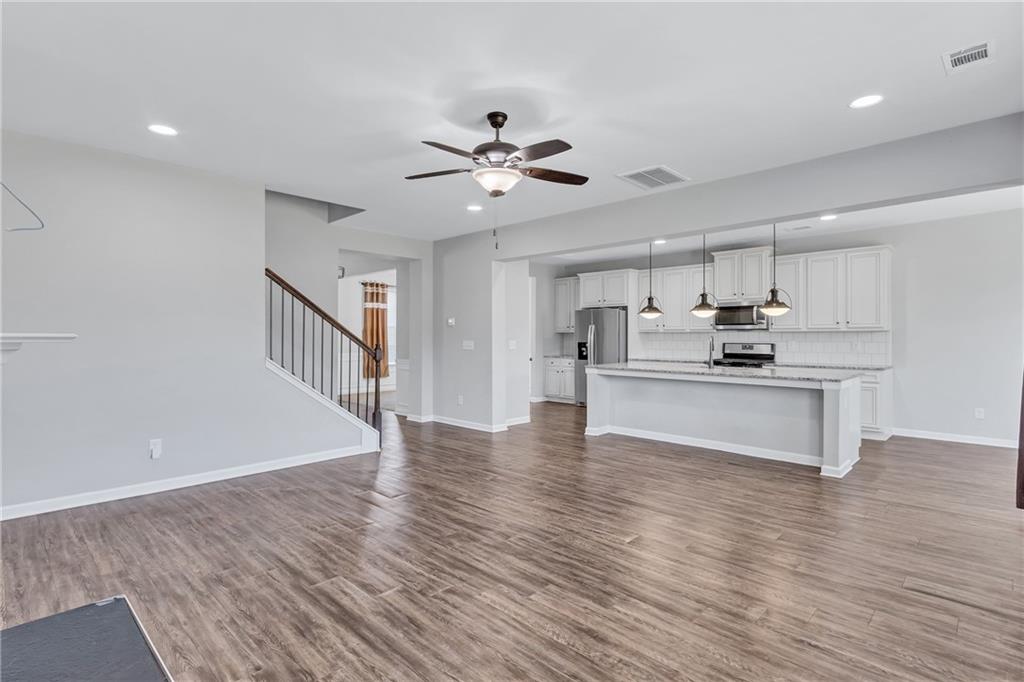 385 Hinton Chase Parkway