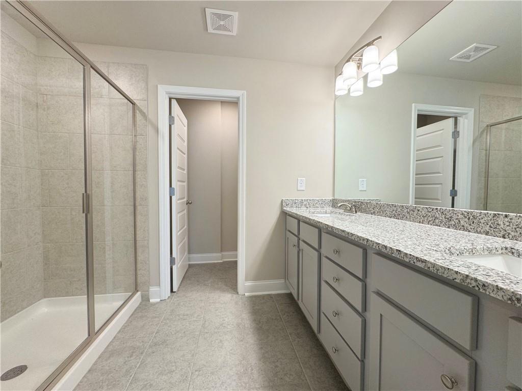 2020 Manor Pointe Drive, Drive Unit 19