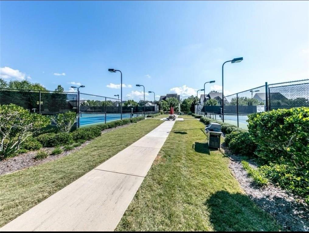 437 Carmichael Circle