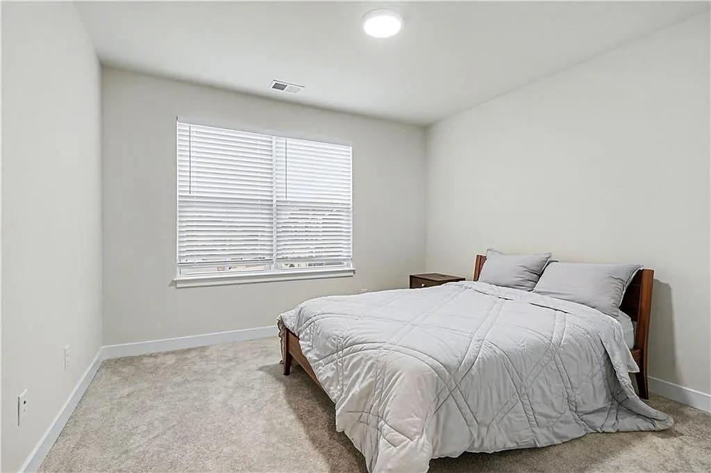 136 Salt Lake Lane Lane