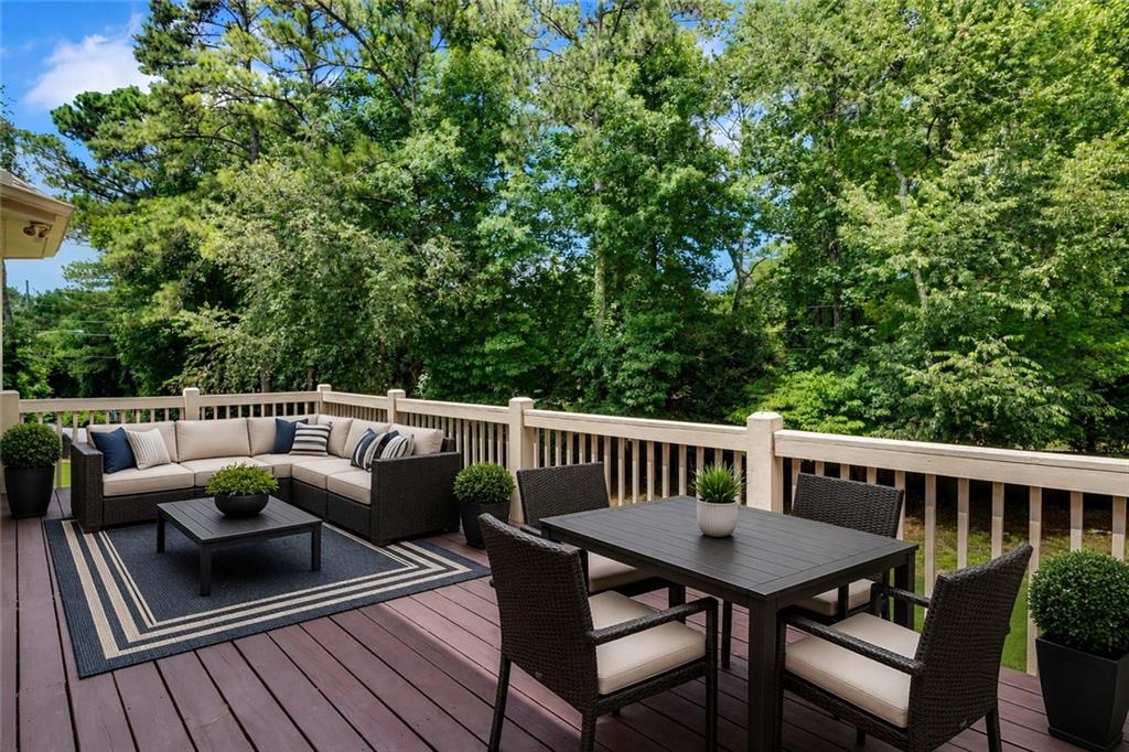 1020 Cranbrook Glen Lane