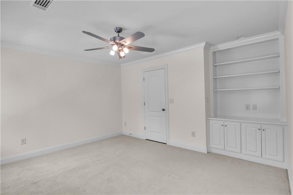 1020 Cranbrook Glen Lane