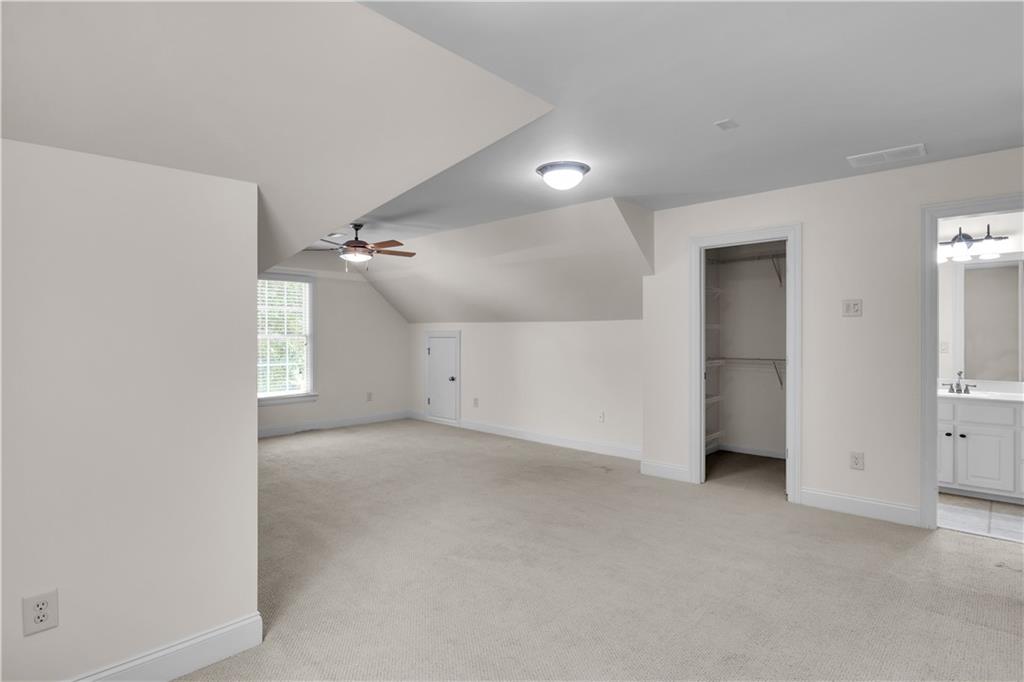 1020 Cranbrook Glen Lane