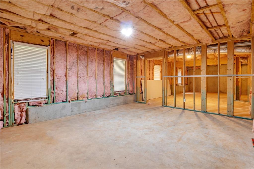 1020 Cranbrook Glen Lane