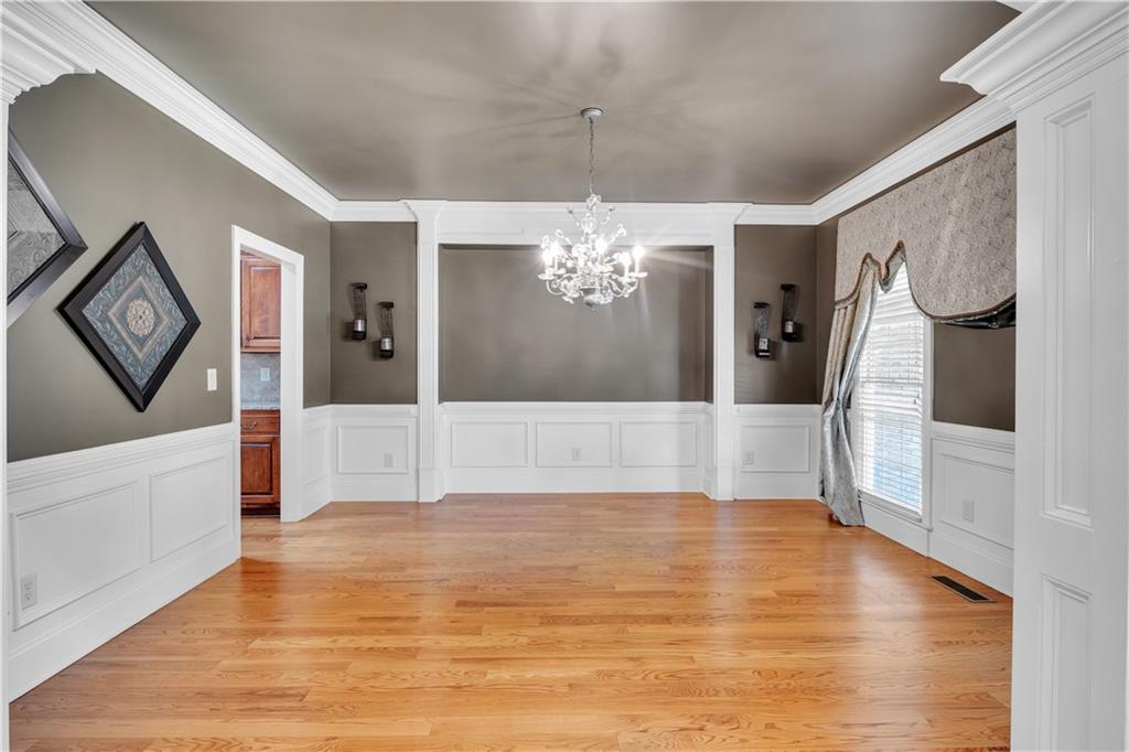 1020 Cranbrook Glen Lane