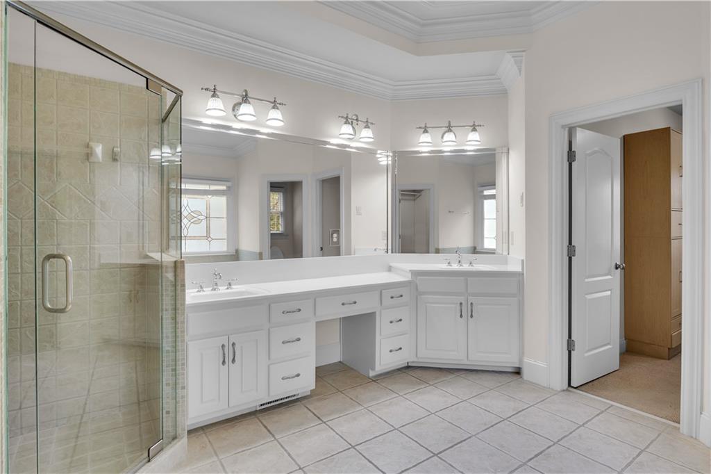 1020 Cranbrook Glen Lane