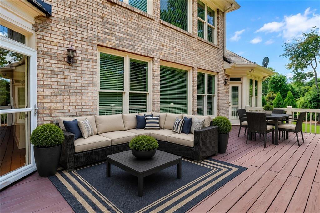 1020 Cranbrook Glen Lane