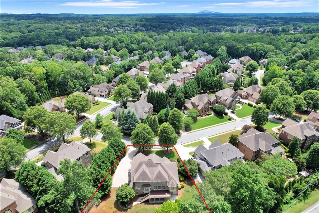 1020 Cranbrook Glen Lane