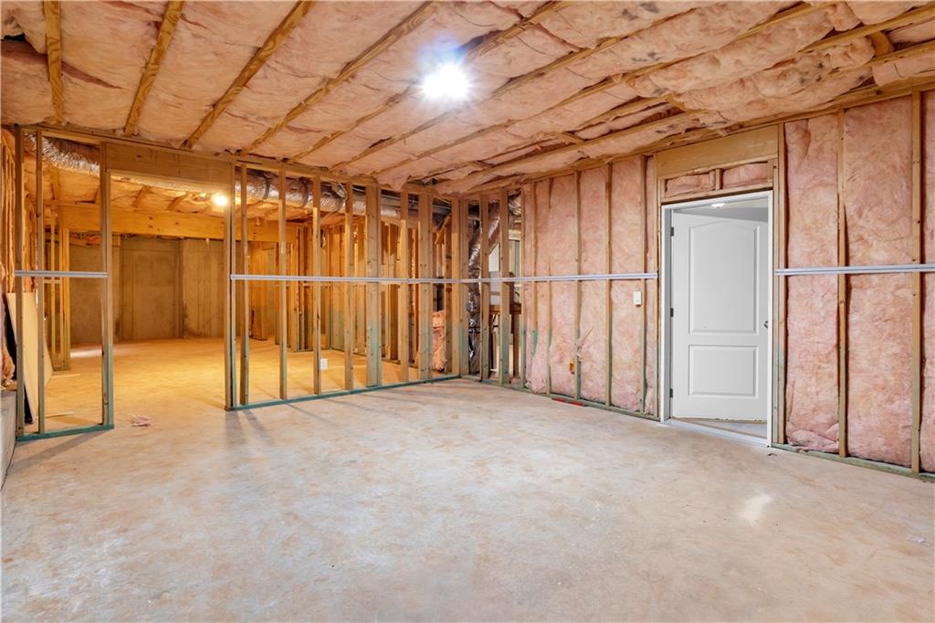 1020 Cranbrook Glen Lane
