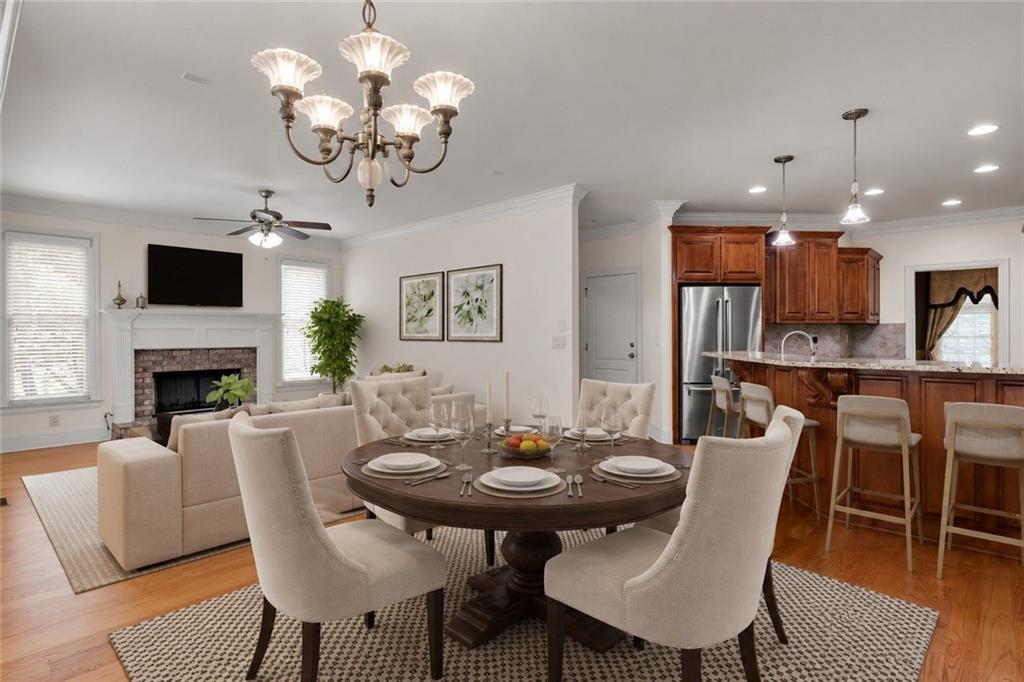 1020 Cranbrook Glen Lane