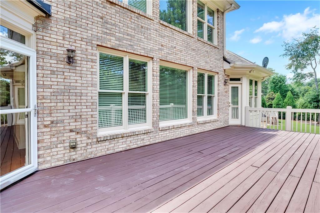 1020 Cranbrook Glen Lane