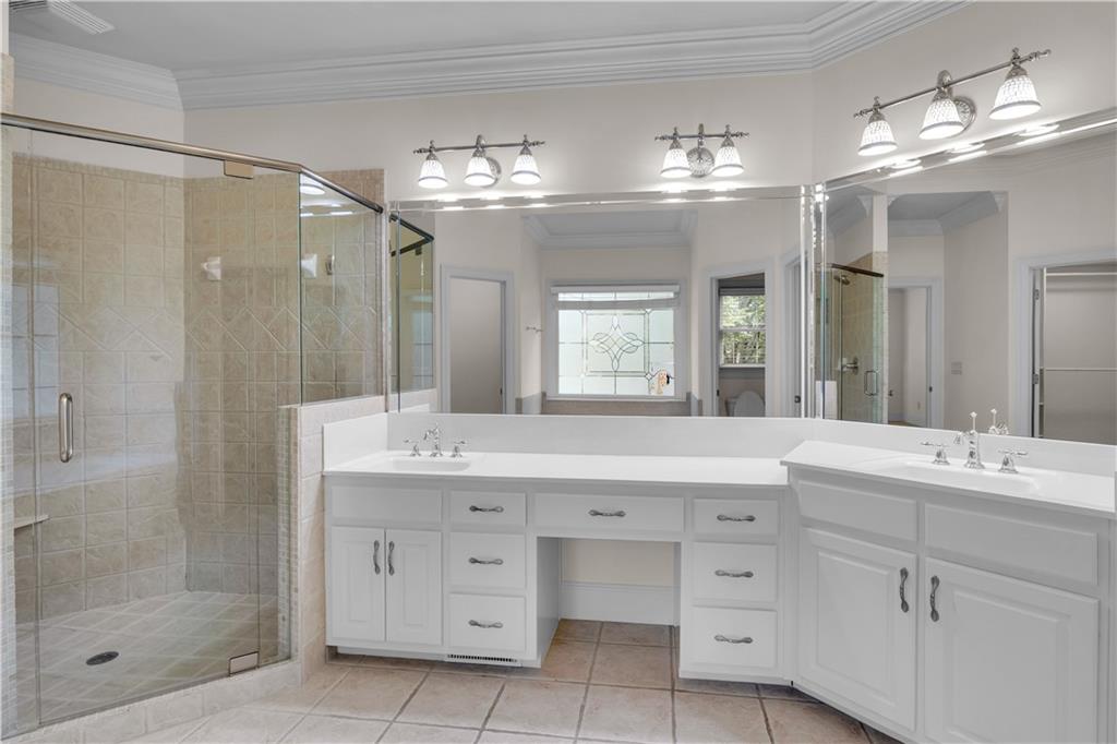 1020 Cranbrook Glen Lane