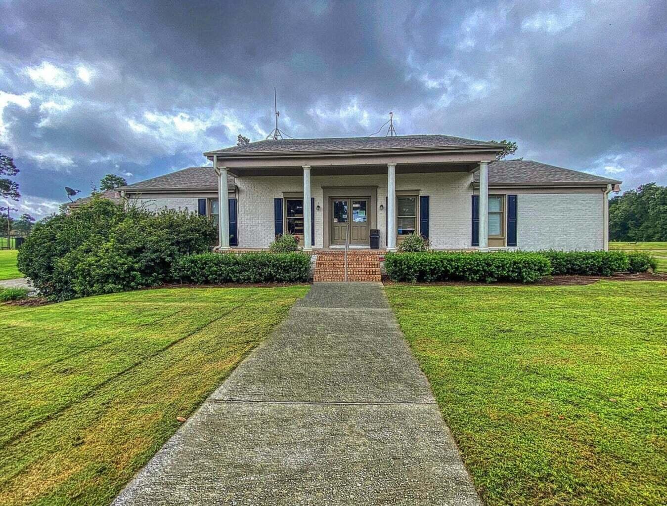 604 Santee Drive