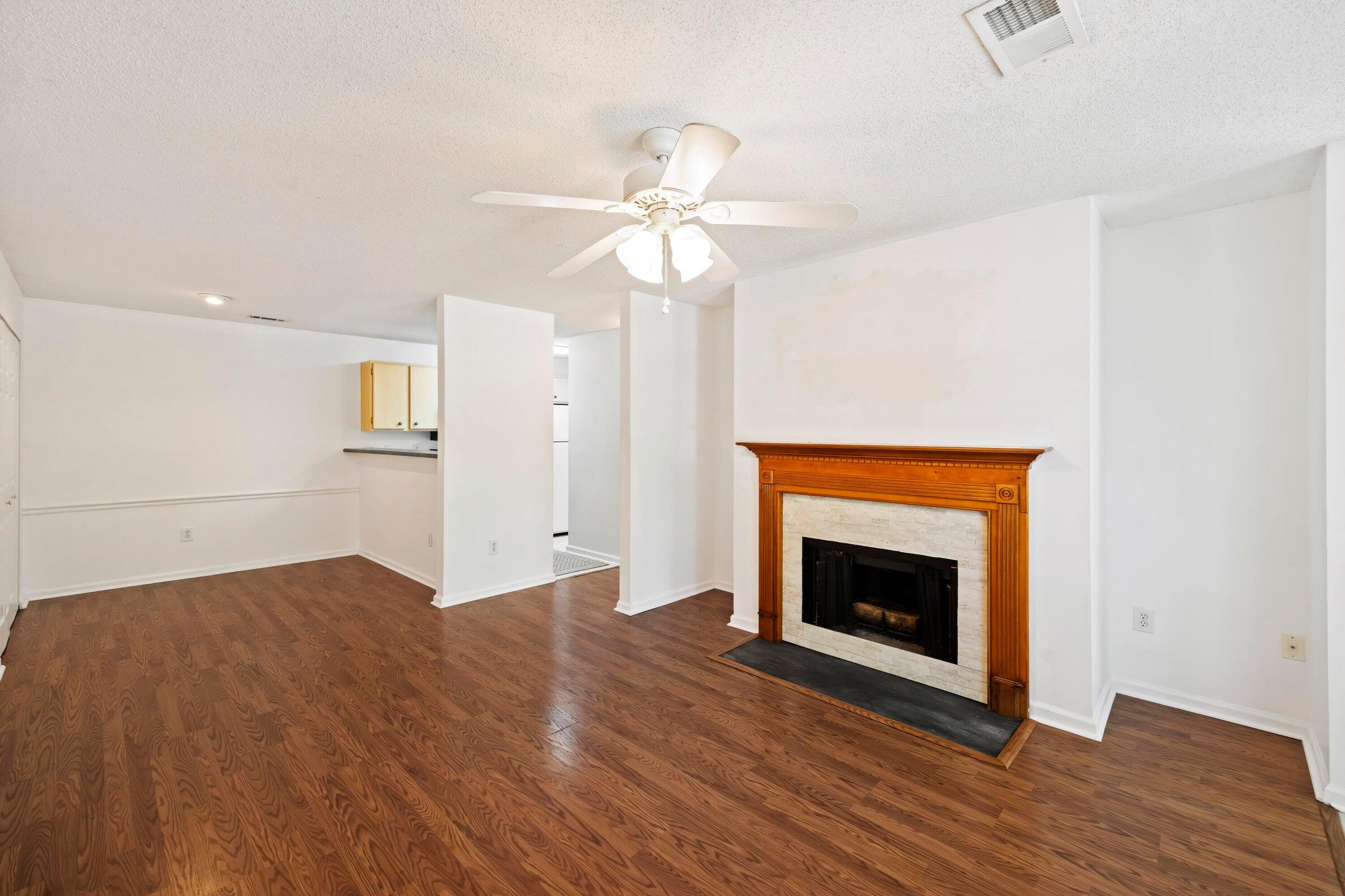 188 Midland Parkway # 220