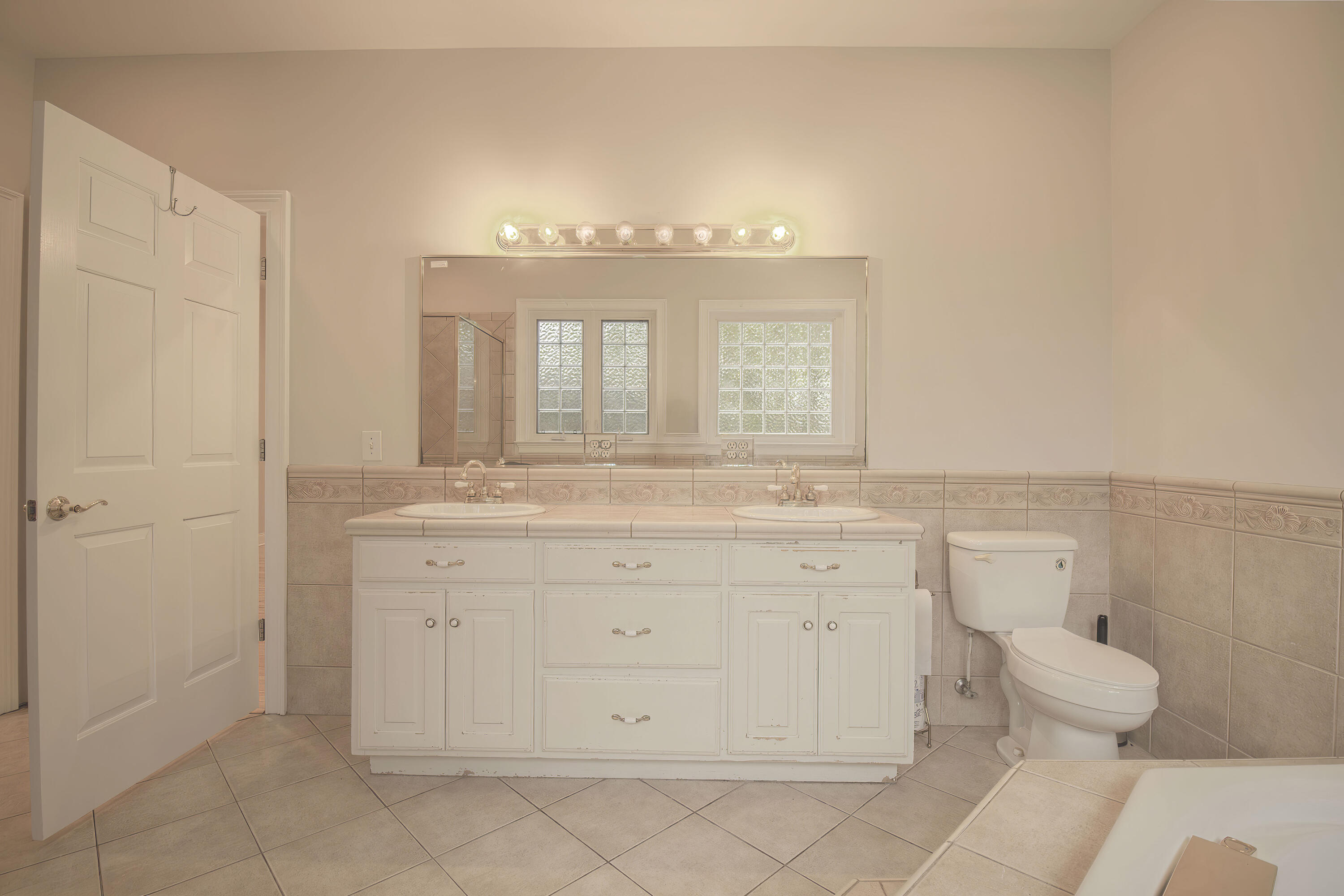 3283 Miller Drive