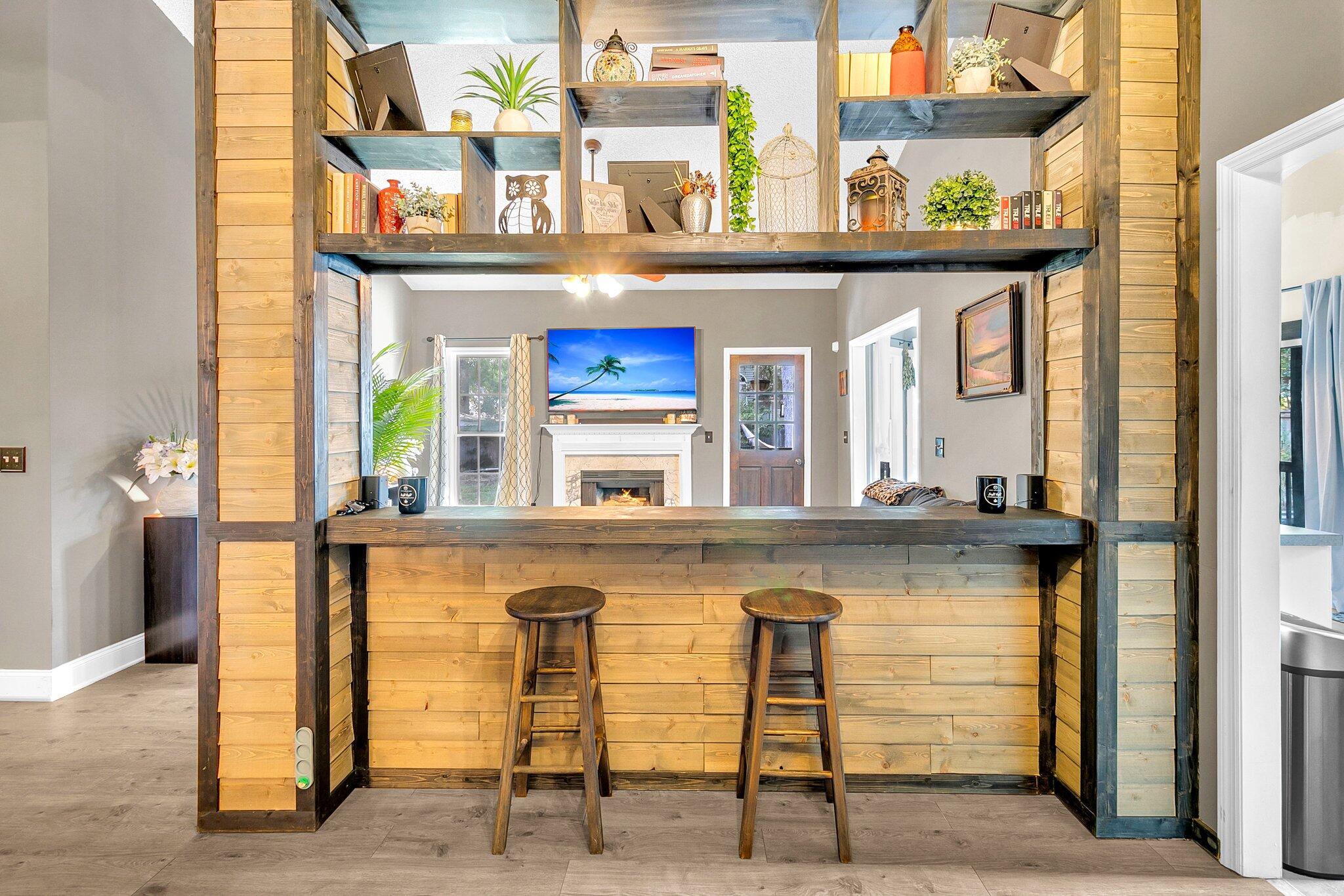 8176 Governors Walk