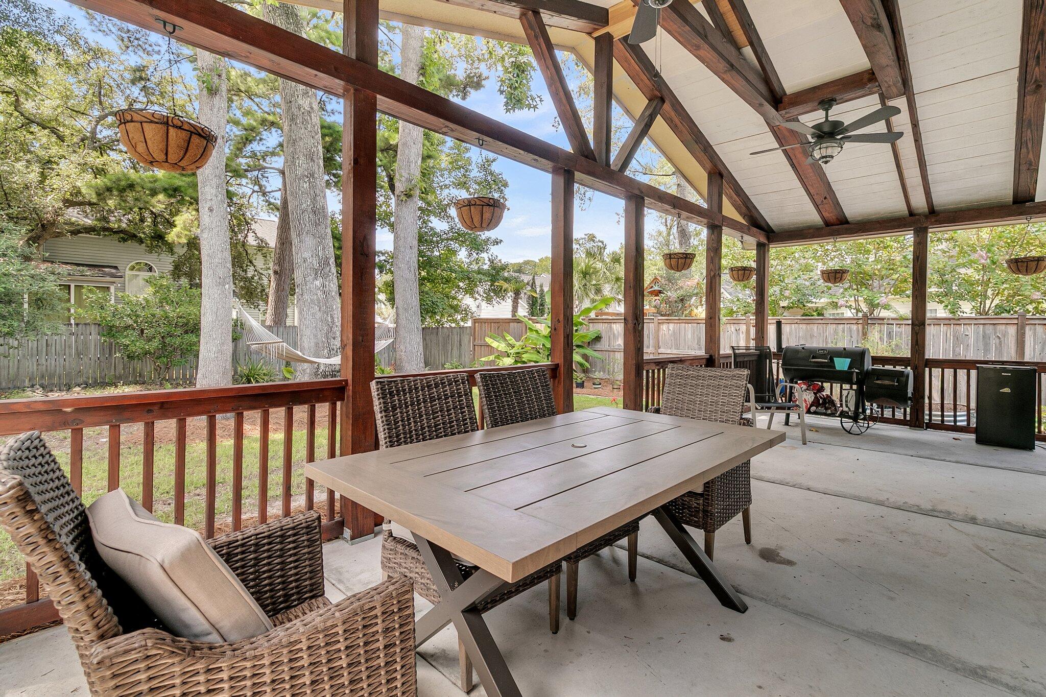 8176 Governors Walk