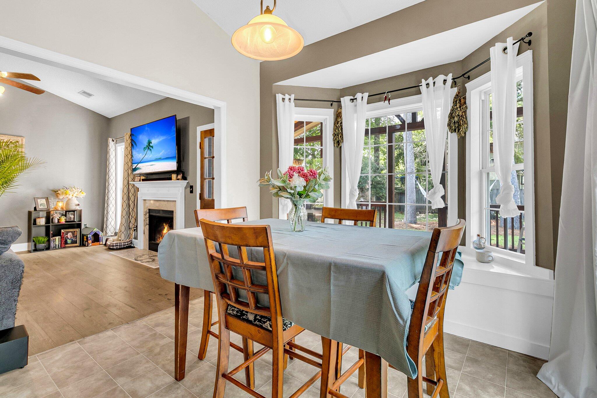 8176 Governors Walk