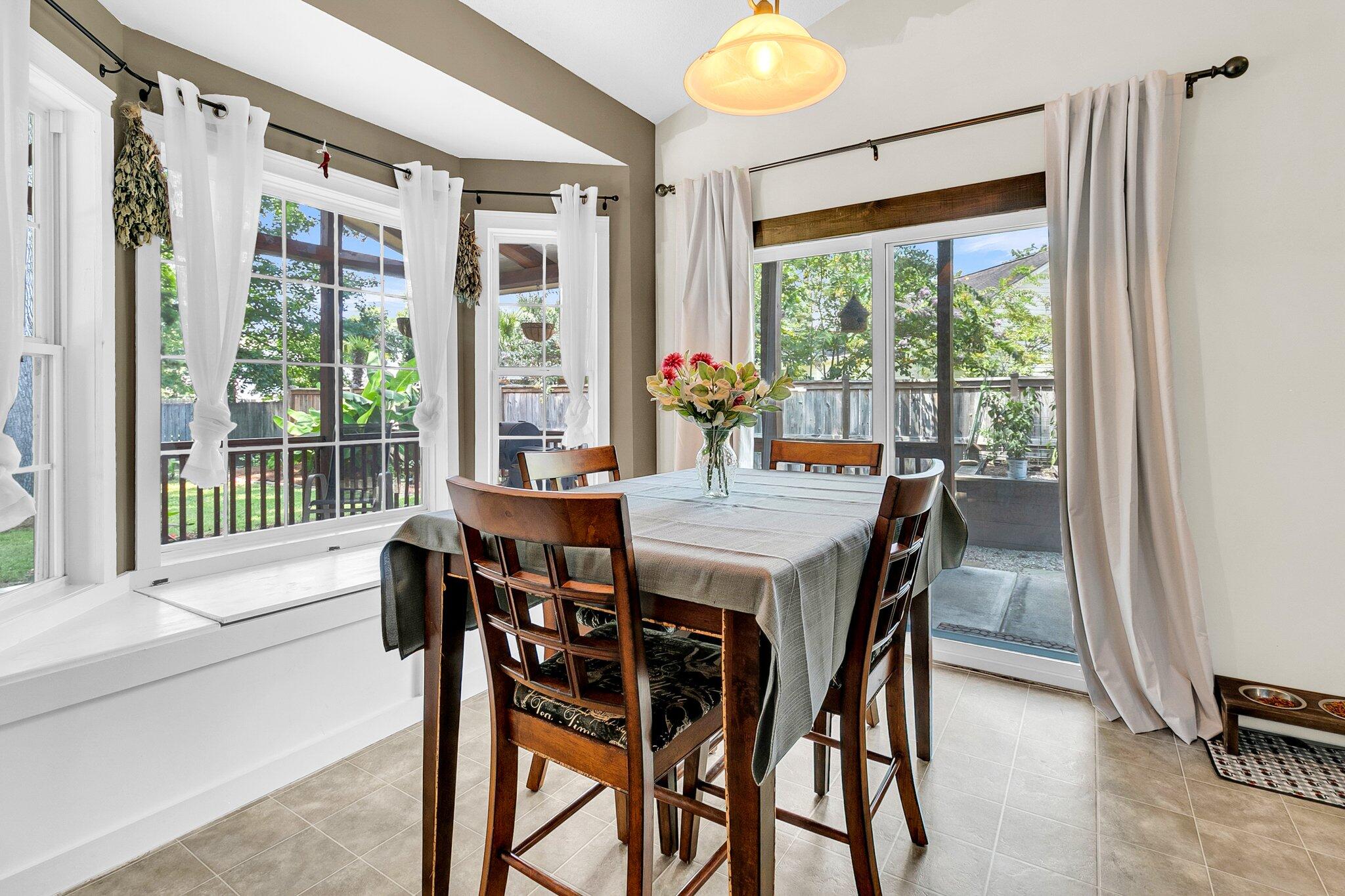 8176 Governors Walk