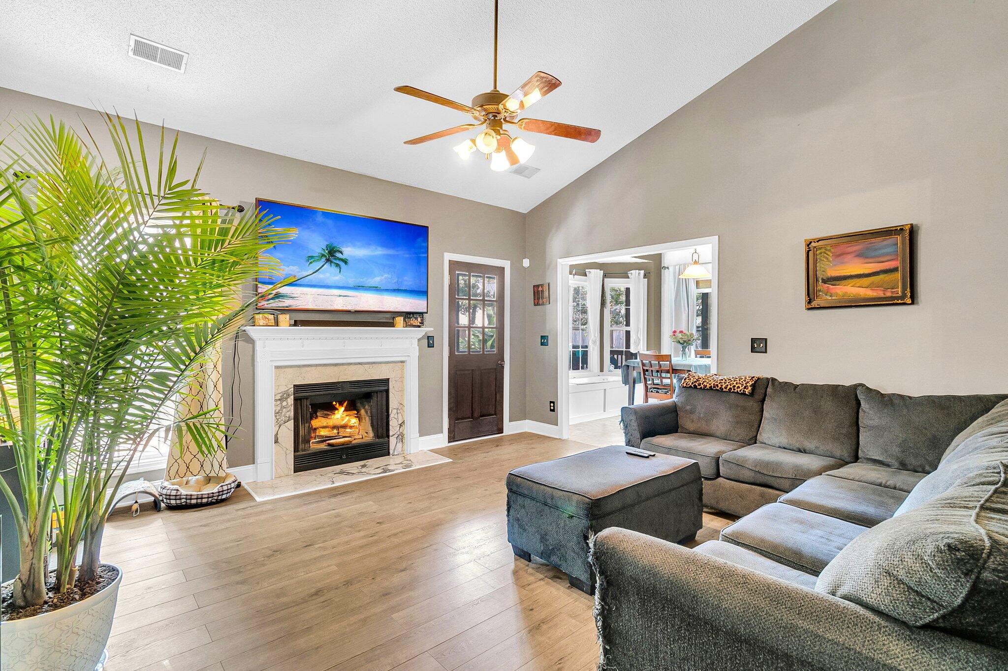 8176 Governors Walk