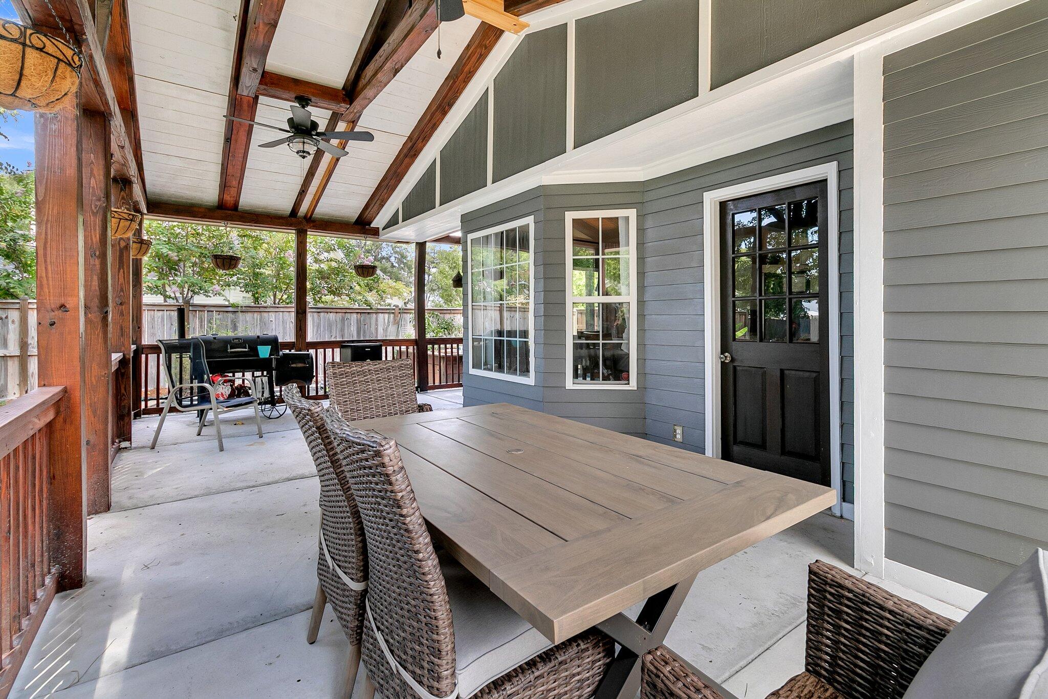 8176 Governors Walk