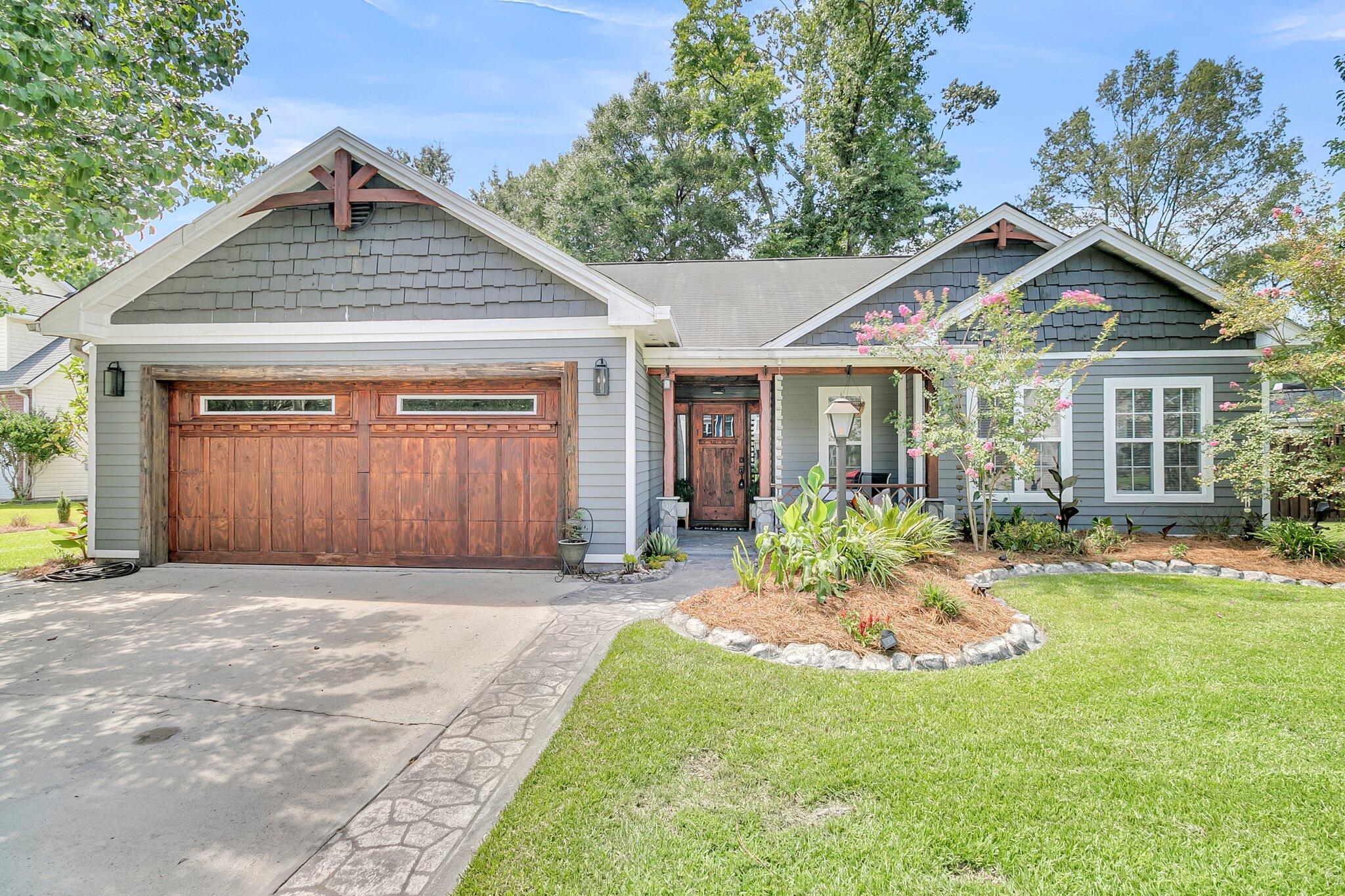 8176 Governors Walk