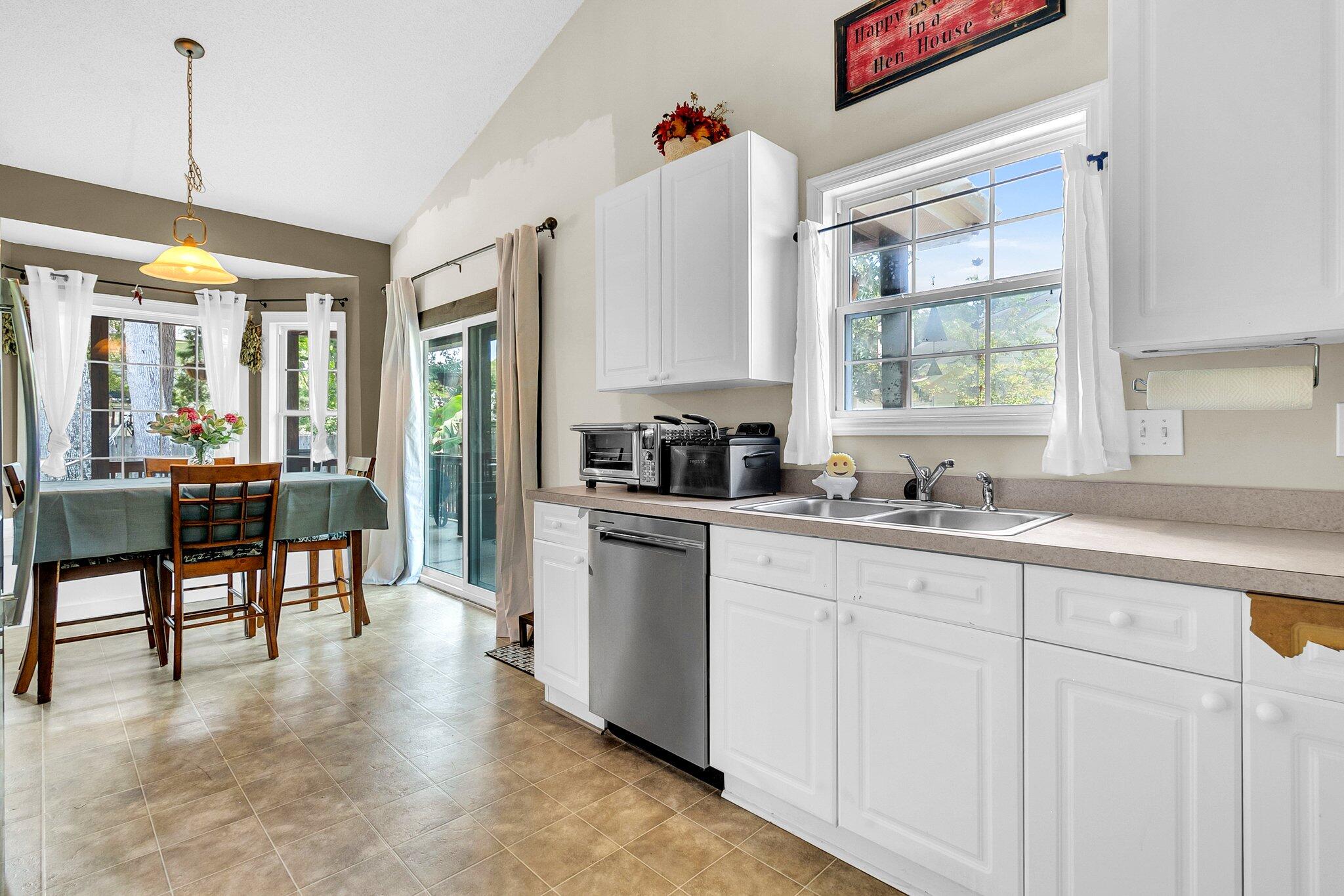 8176 Governors Walk