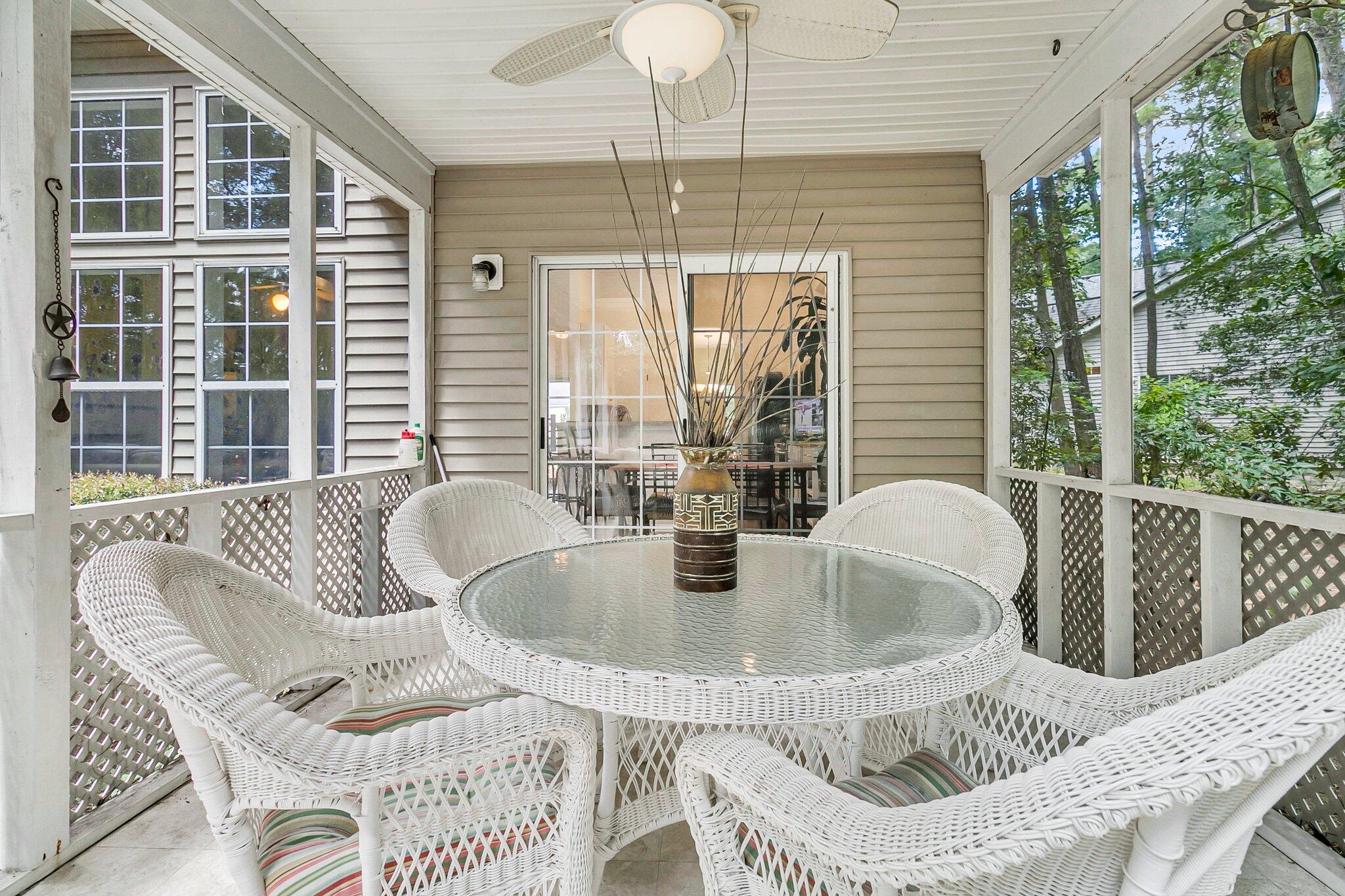 305 Oleander Way