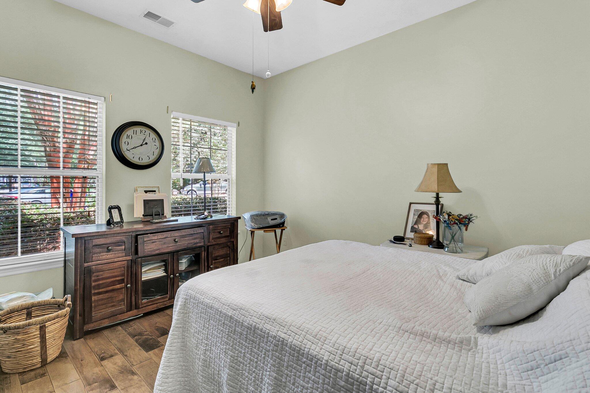 305 Oleander Way