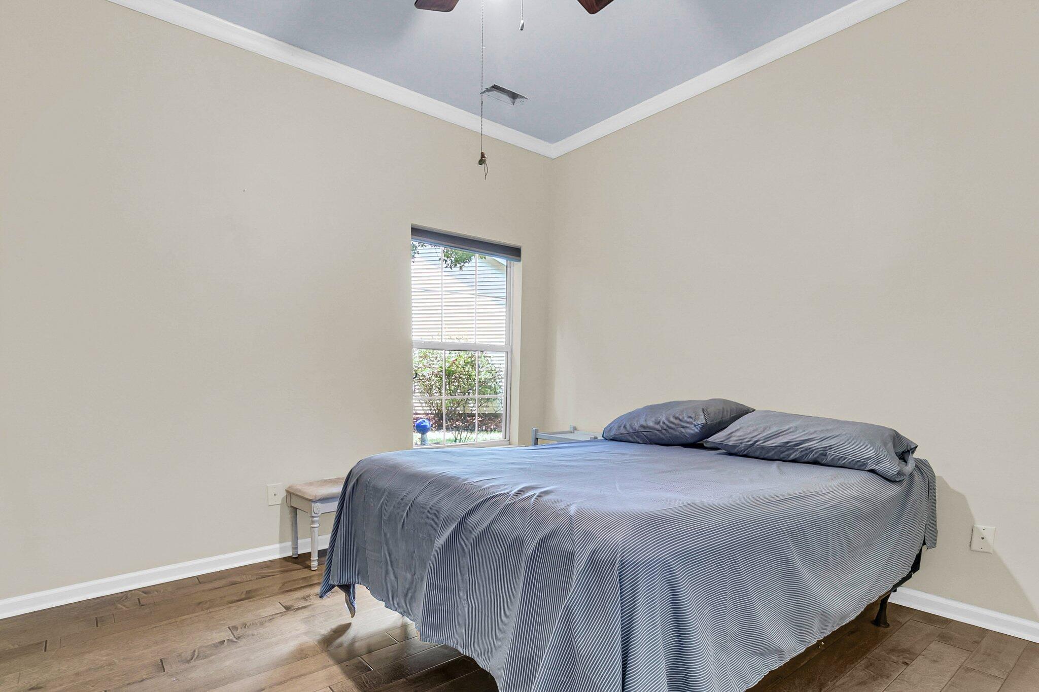 305 Oleander Way