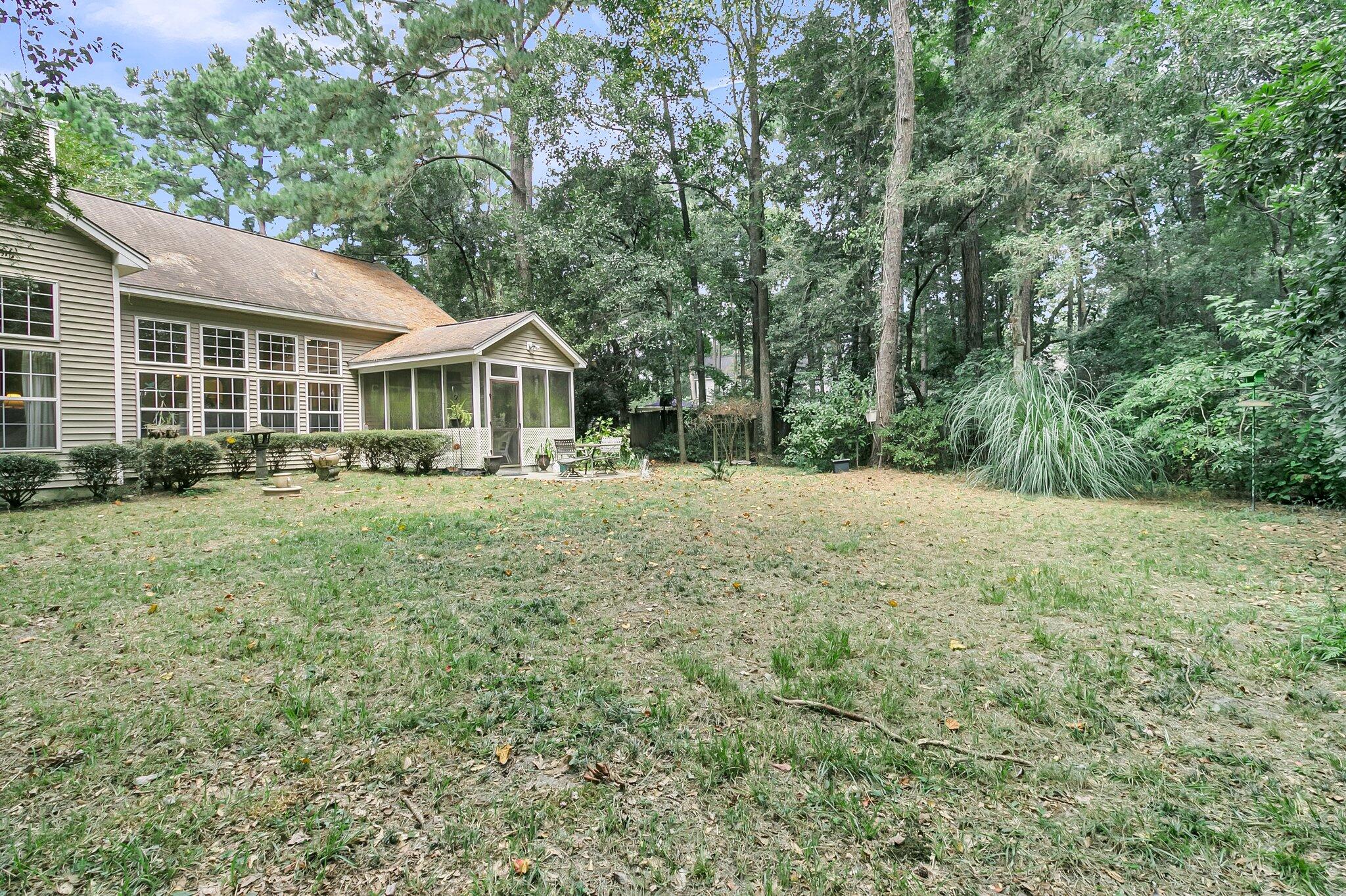 305 Oleander Way