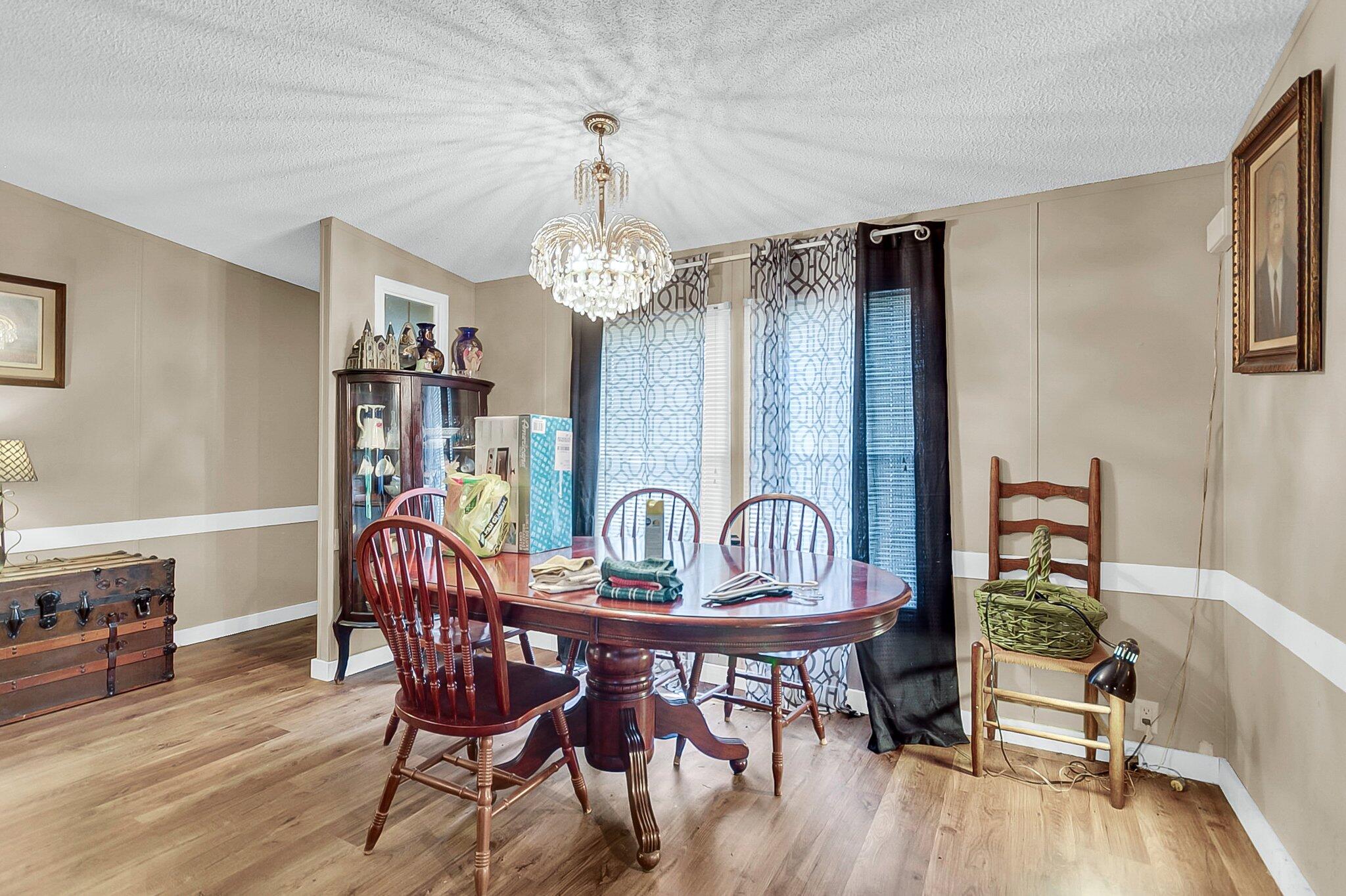 1635 Pocahontas Circle