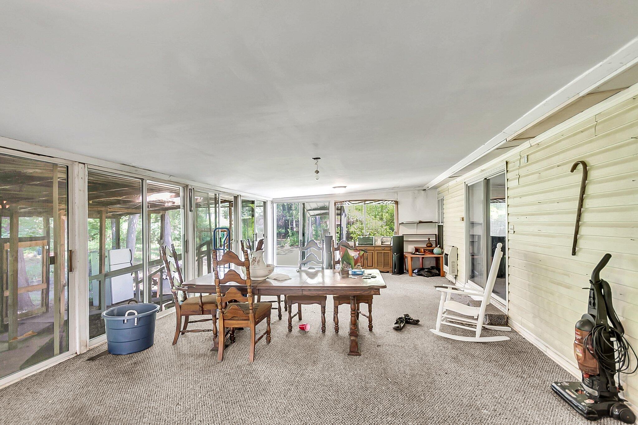 1635 Pocahontas Circle