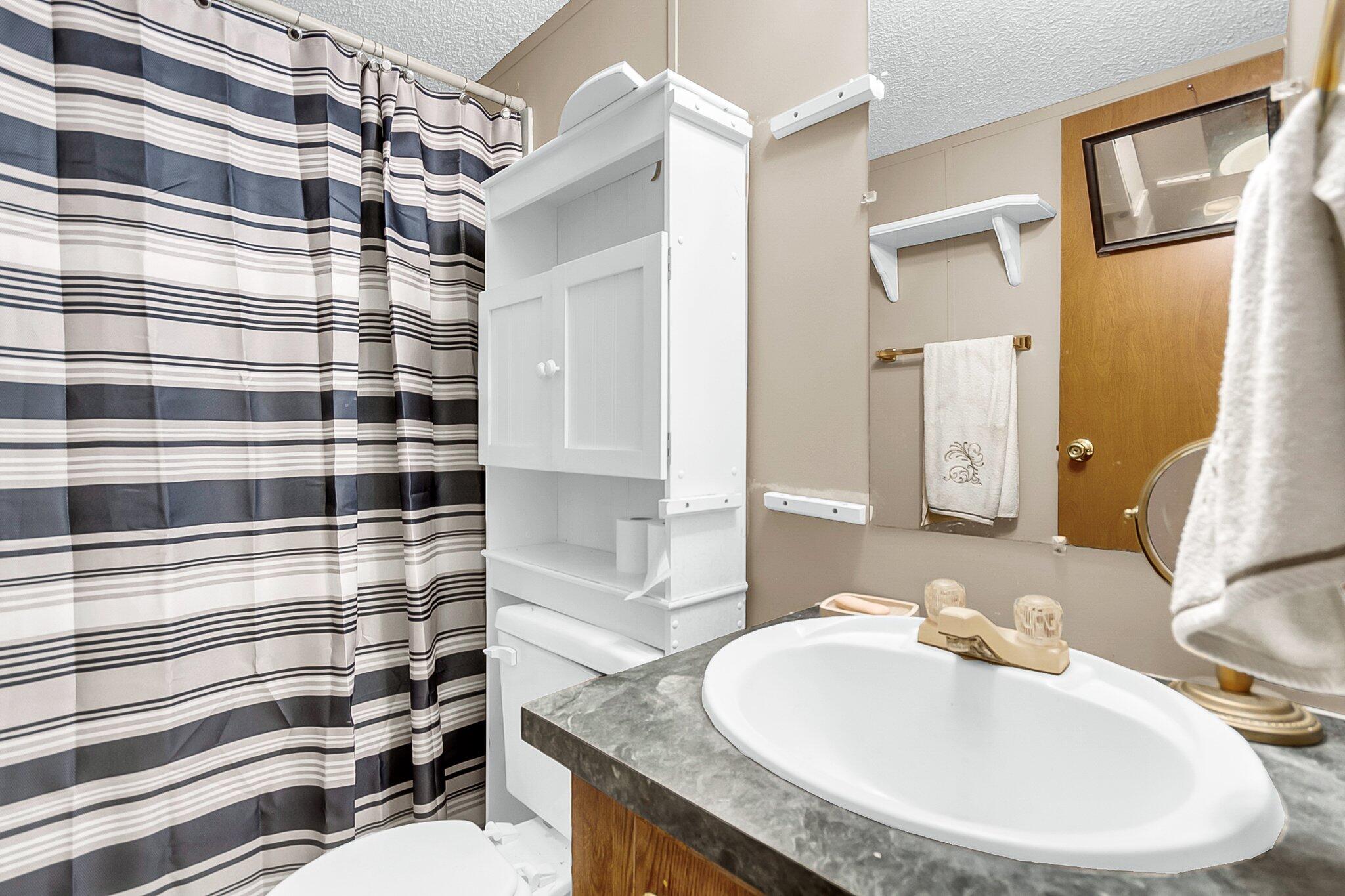 1635 Pocahontas Circle