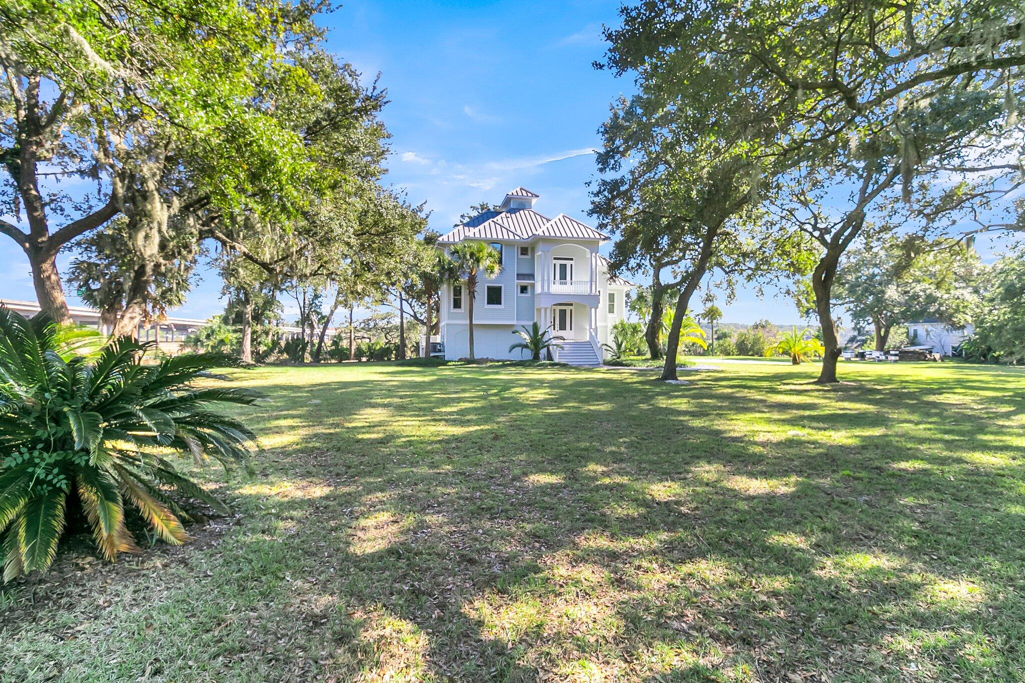 1109 Pinefield Drive