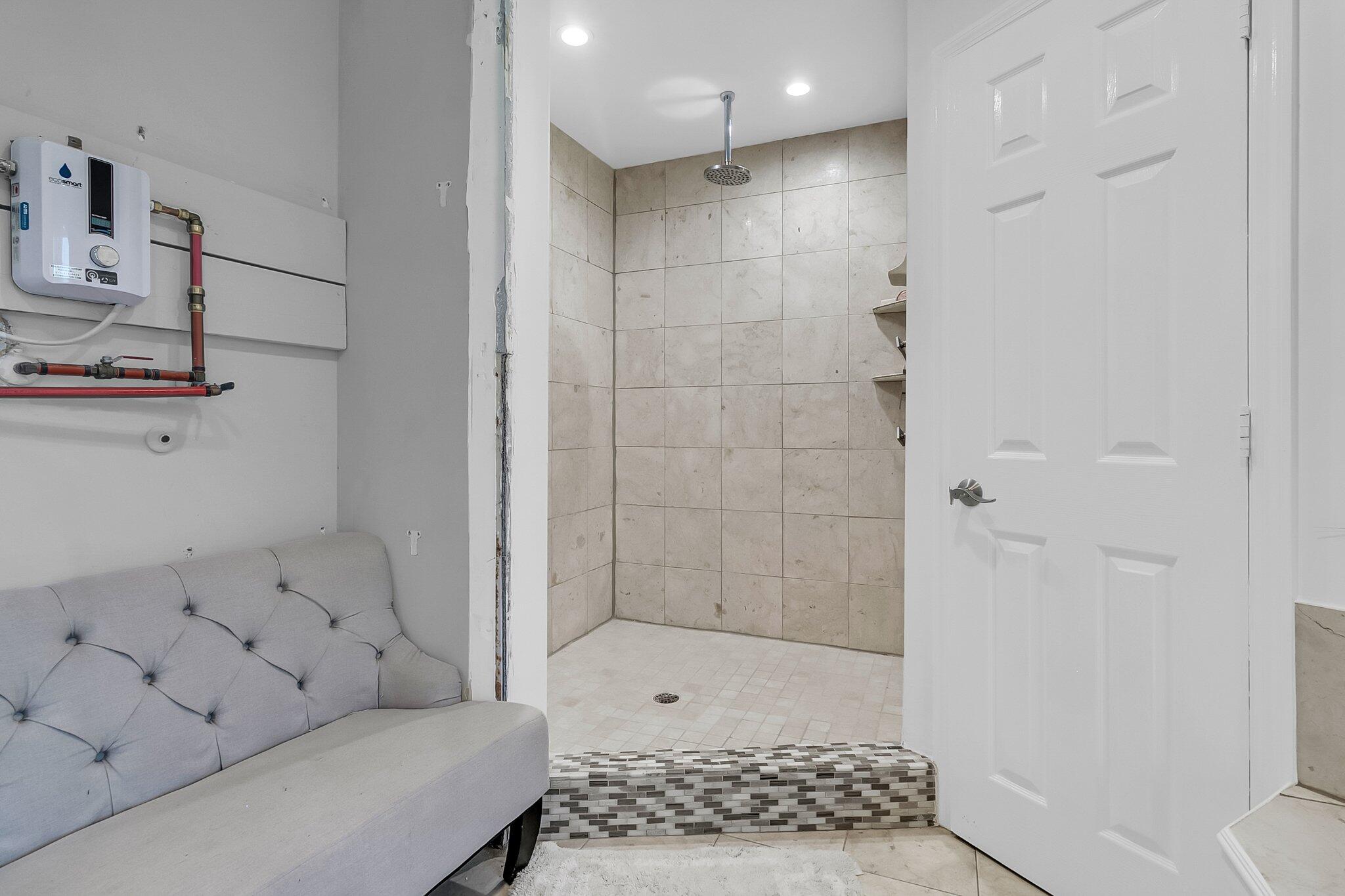 1109 Pinefield Drive