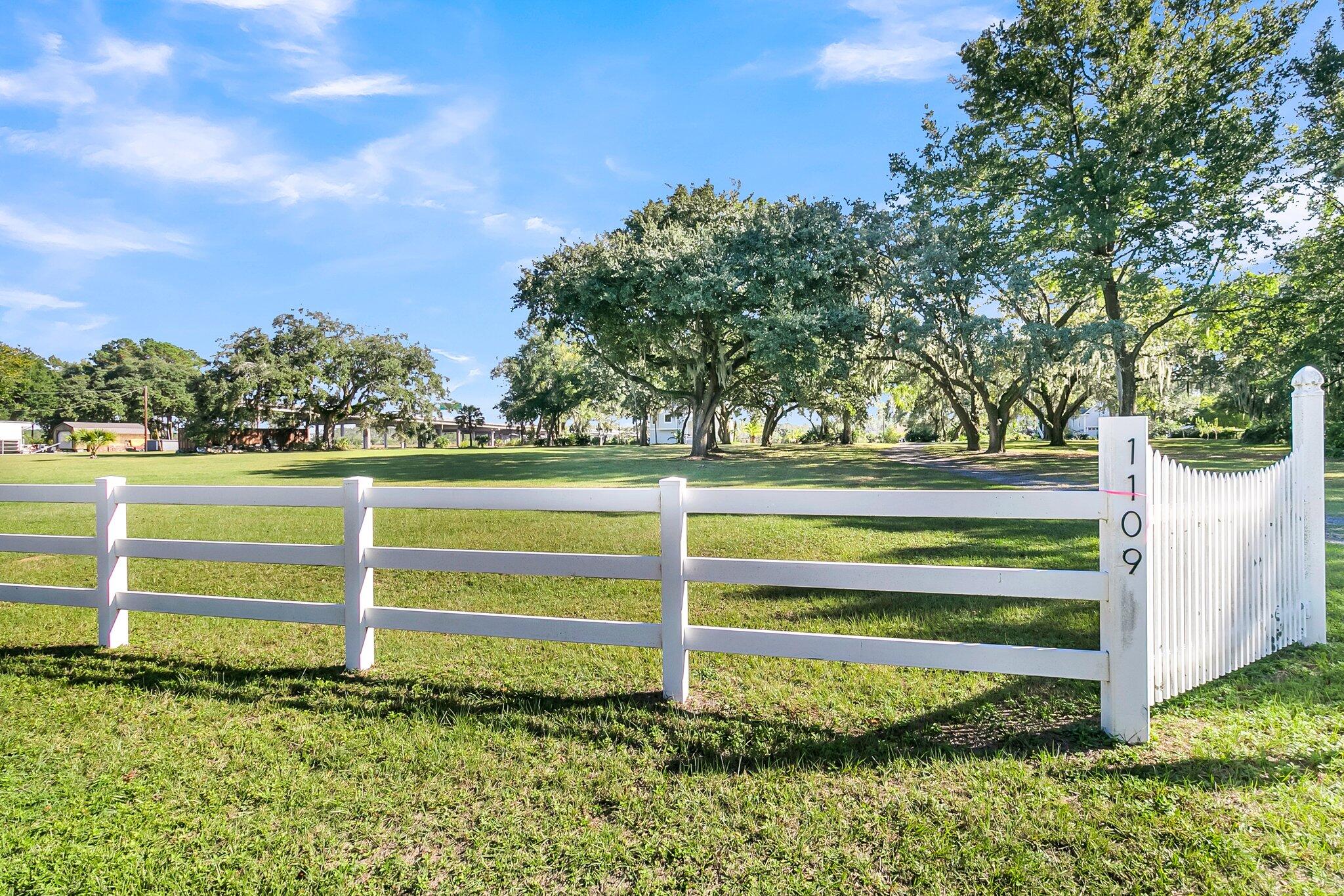 1109 Pinefield Drive