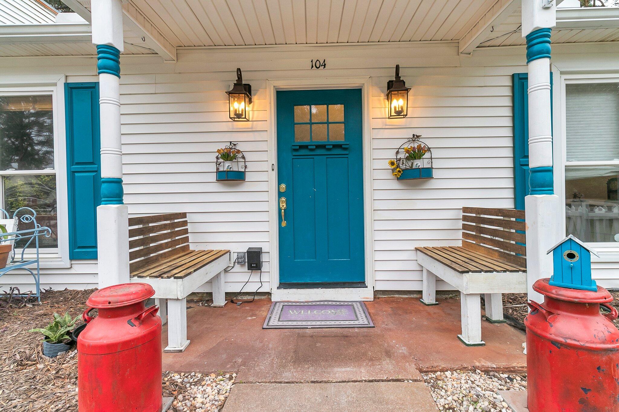 104 Tanager Street