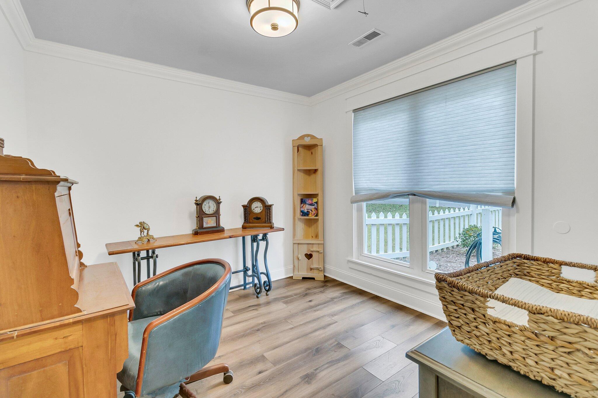 104 Tanager Street
