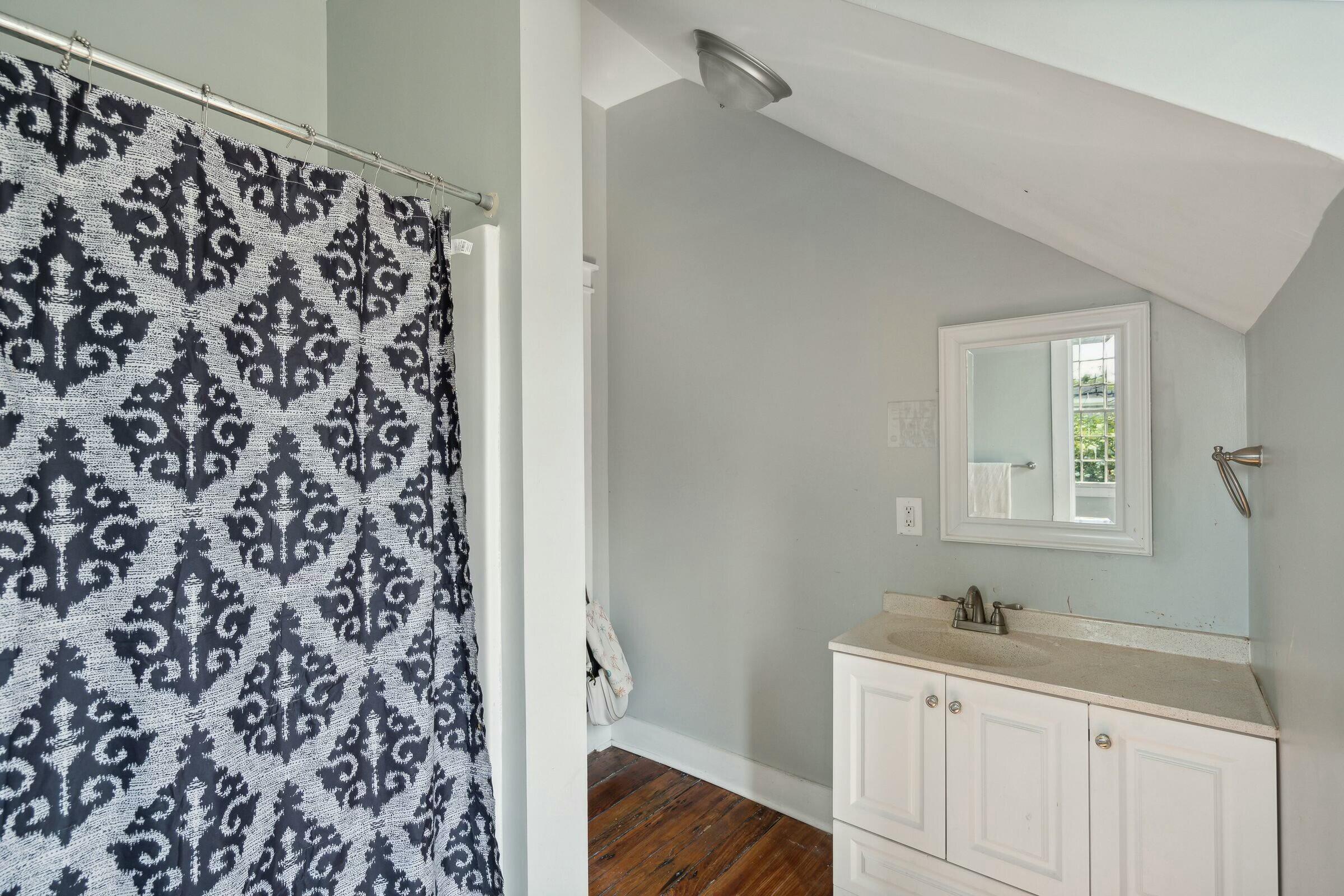 68 Amherst Street # D Unit: A, B, C, D, E