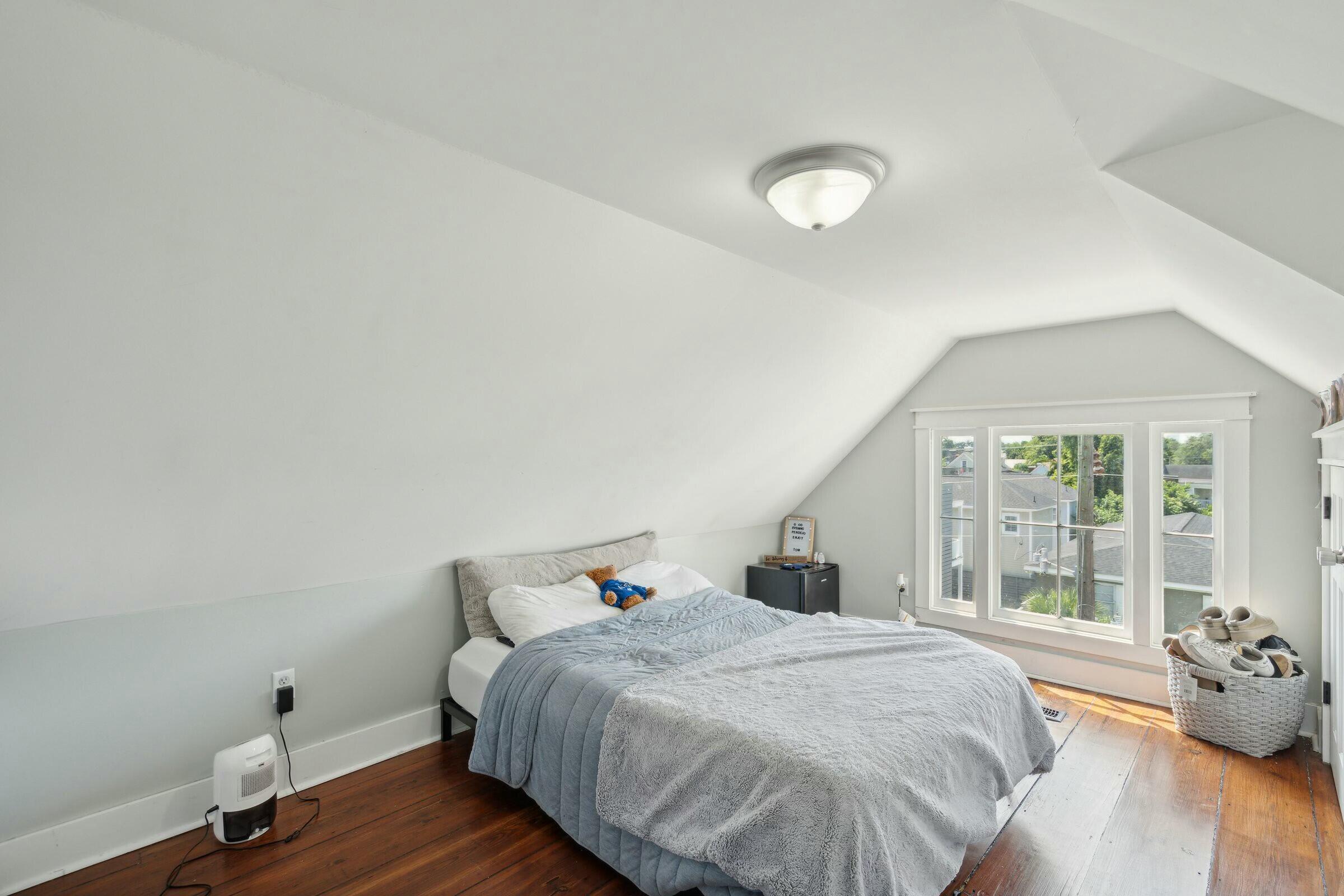 68 Amherst Street # D Unit: A, B, C, D, E