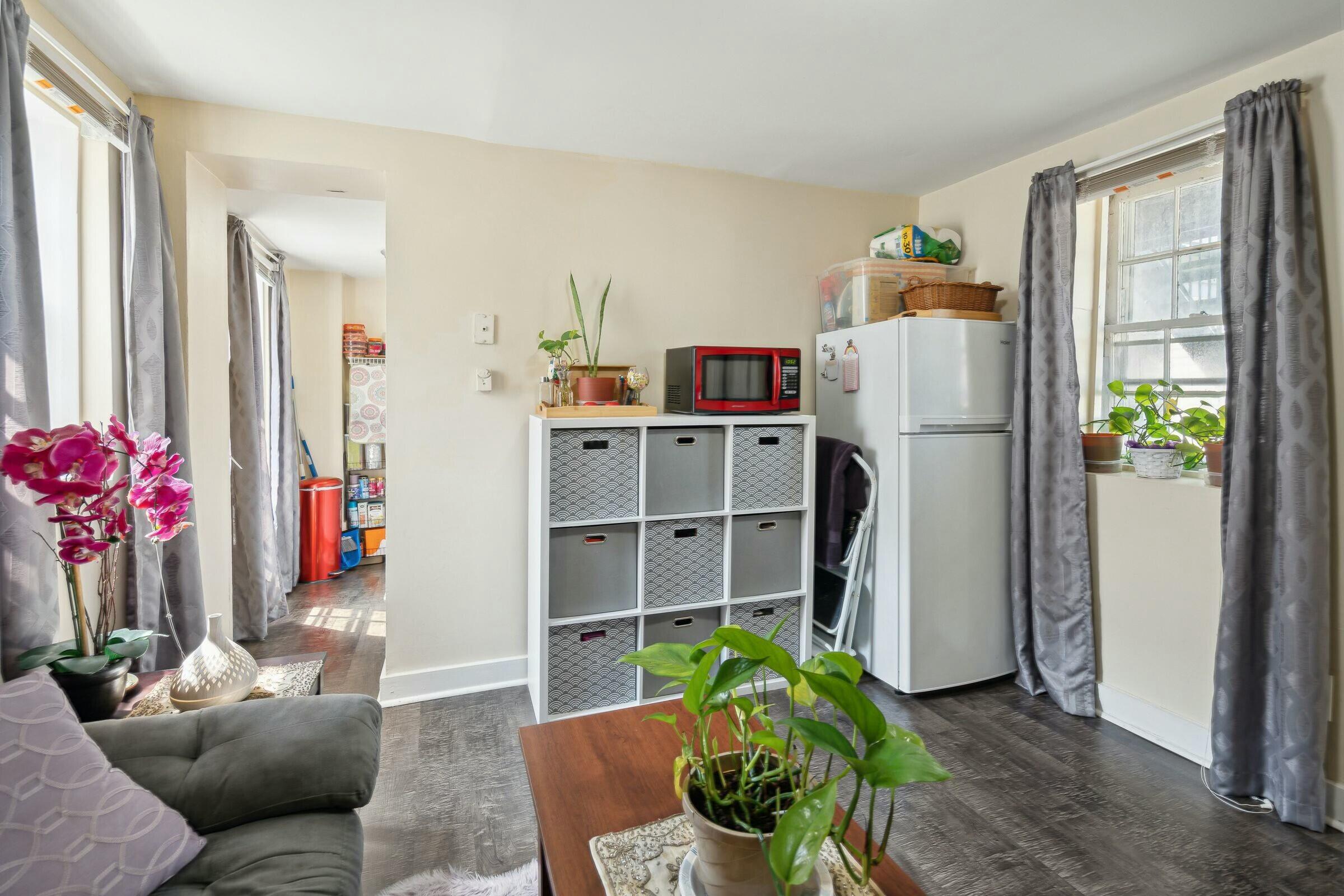 68 Amherst Street # D Unit: A, B, C, D, E